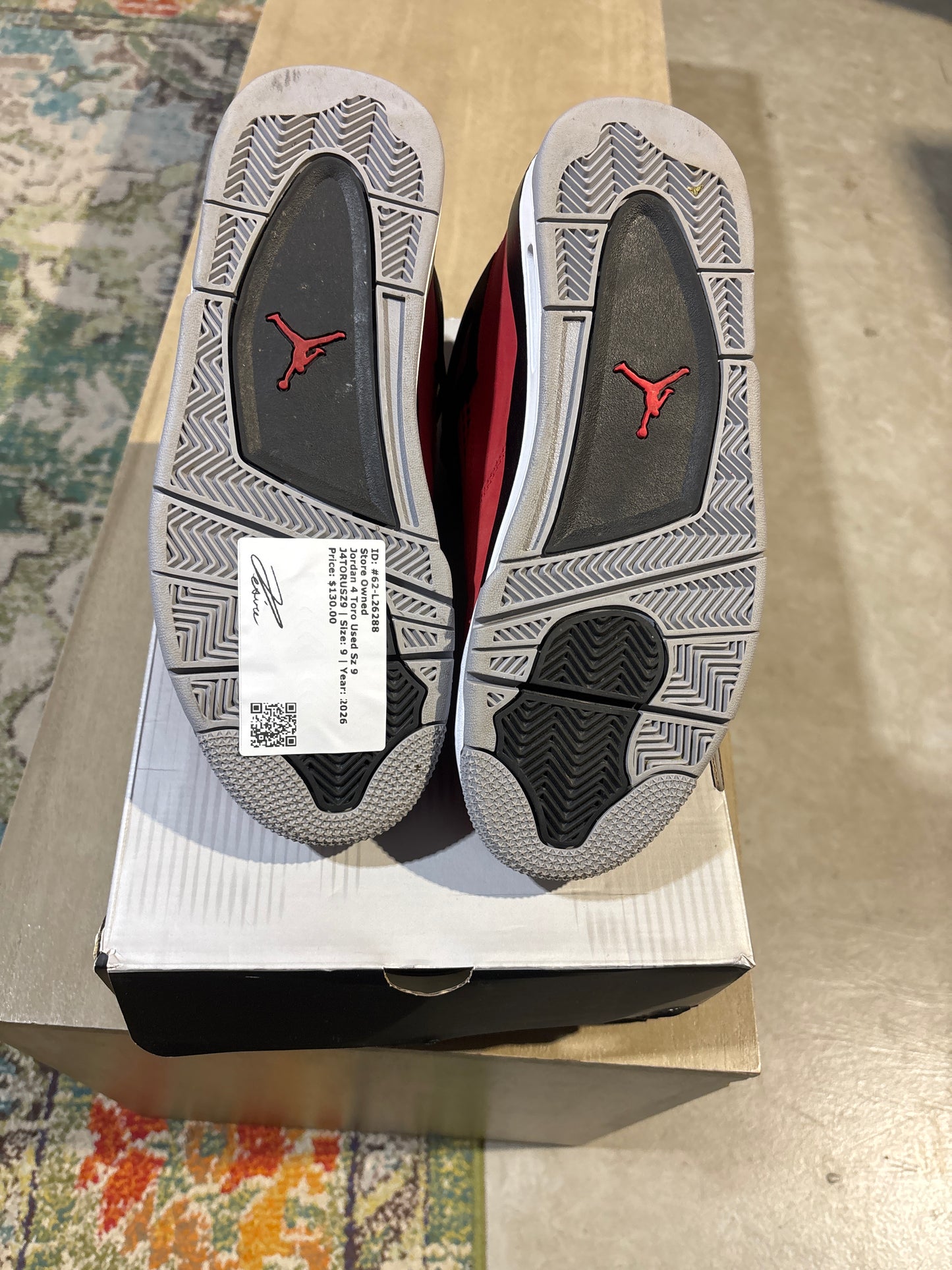 Jordan 4 Toro Used Sz 9