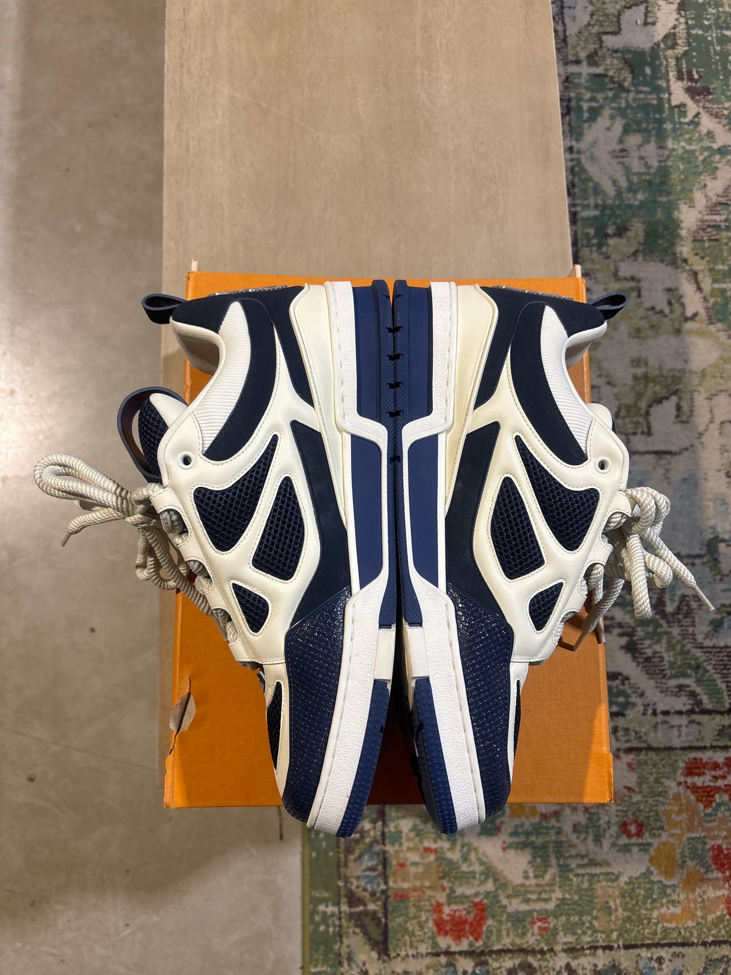 Louis Vuitton Navy/White Skate Used Sz 11
