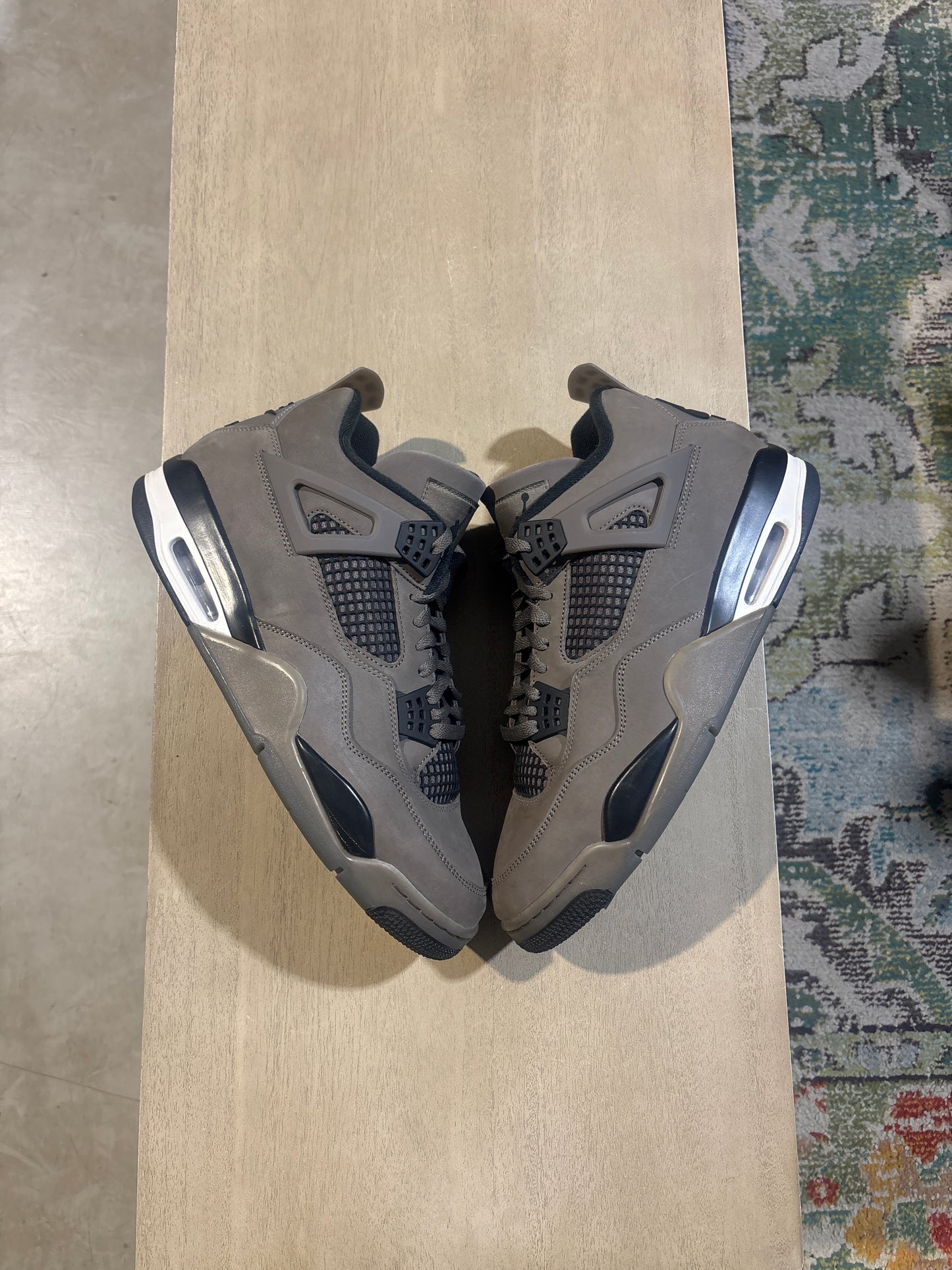 Jordan 4 Cavestone SZ 13 NB Used