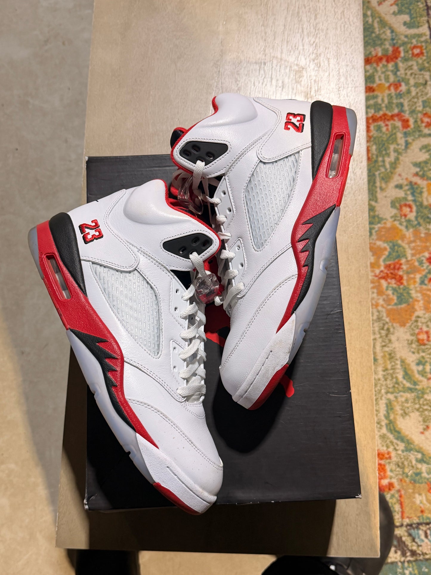Jordan 5 Fire Red Used Sz 12 (2)