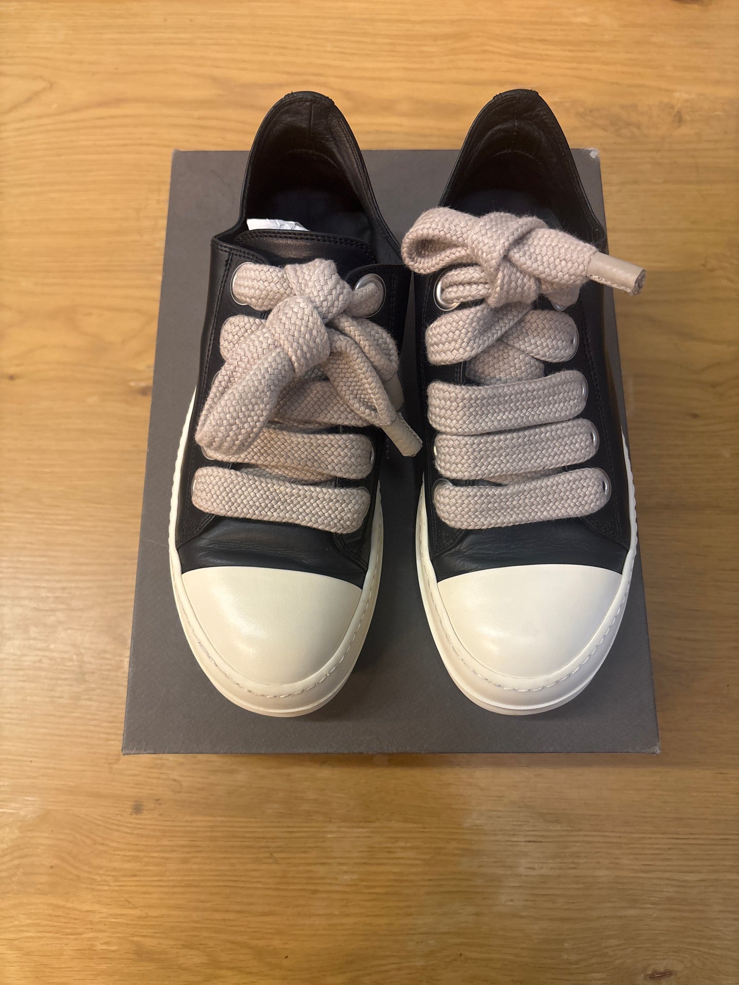 RICK OWENS LIDO JUMBO LACED SNEAKER LOW BLACK USED SIZE 6.5