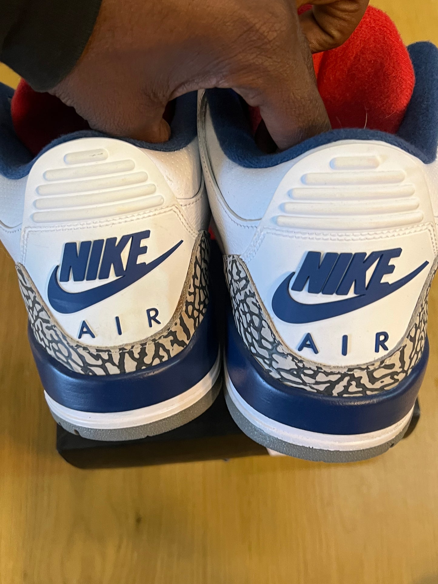 Air Jordan 3 Retro OG True Blue 2016 Used