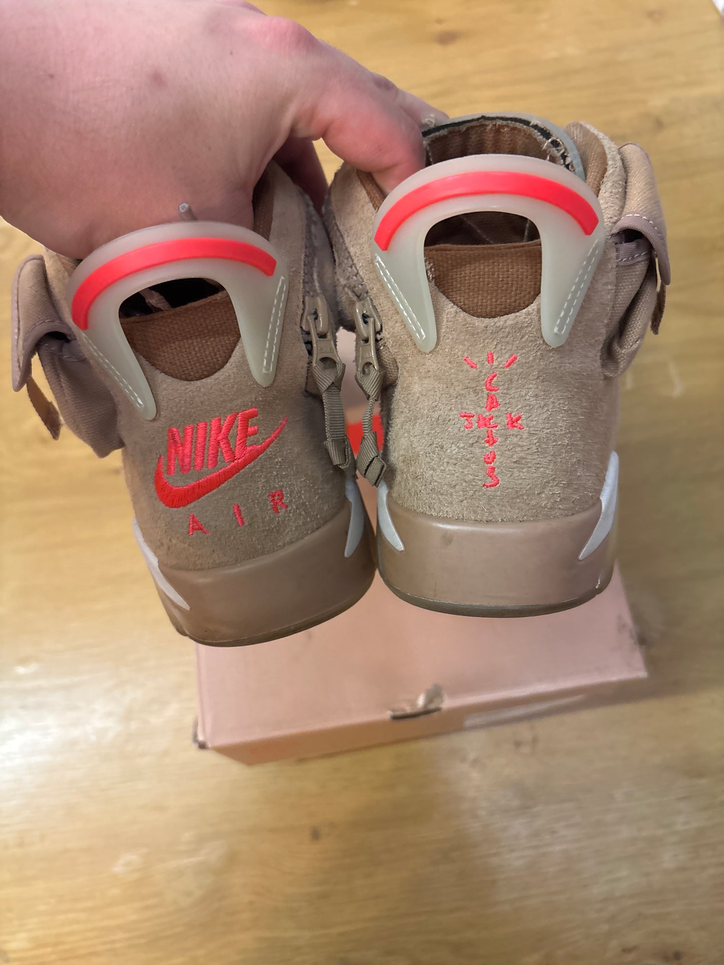 TRAVIS X JORDAN 6  KHAKI Used Sz 8