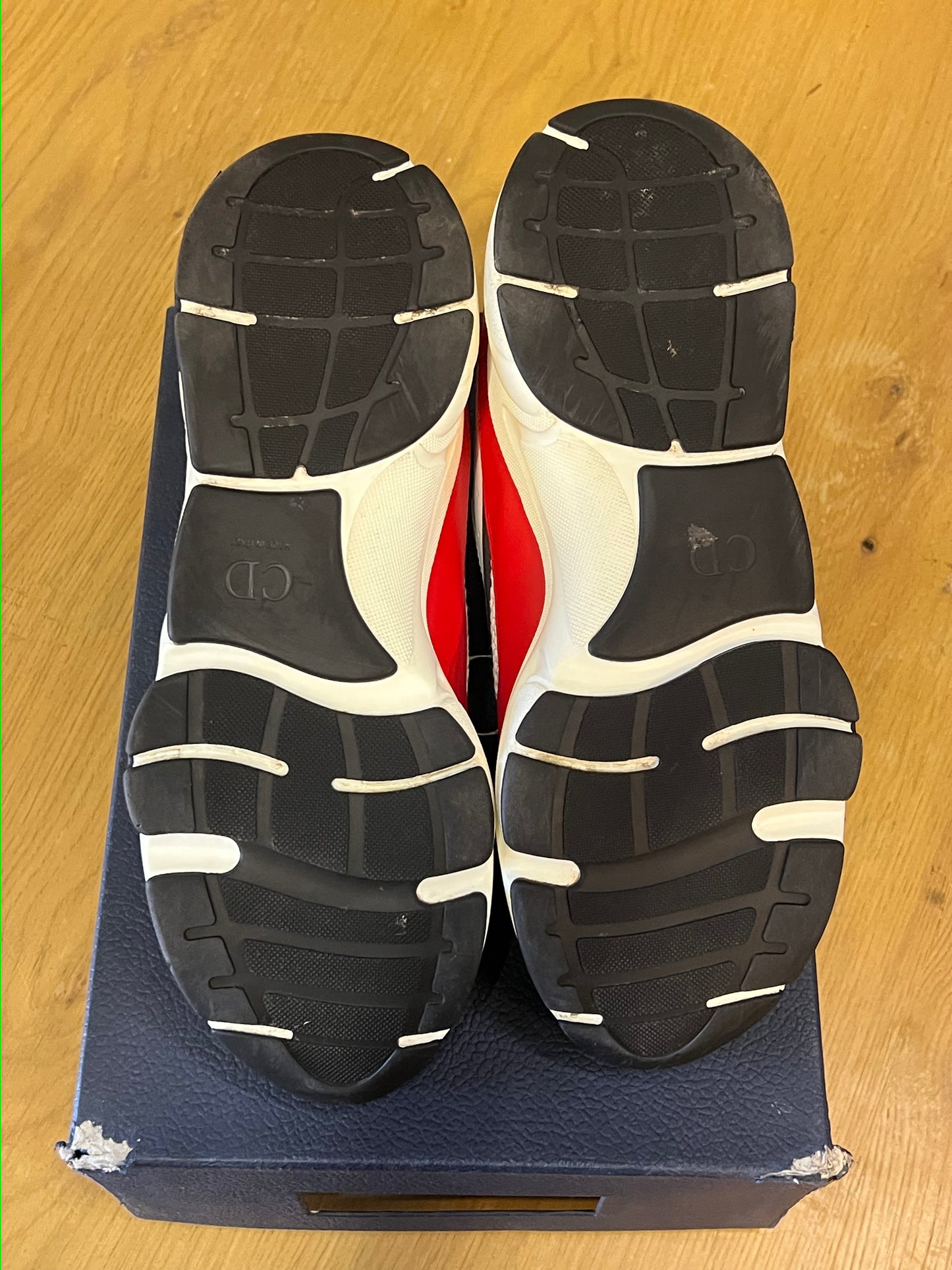 Dior B22 Used White/Red Sz 12