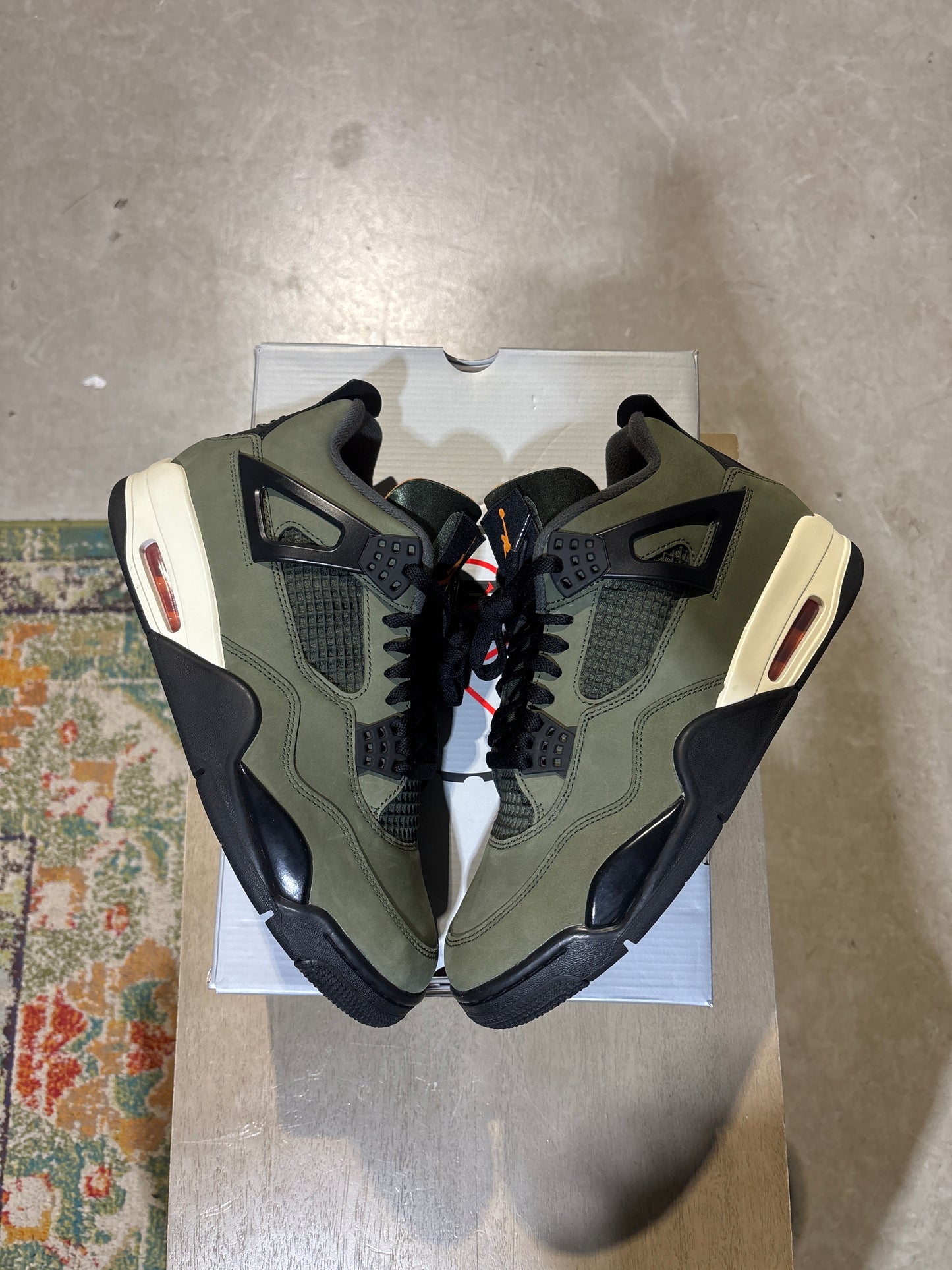 Jordan 4 Undefeated Used Sz 10
