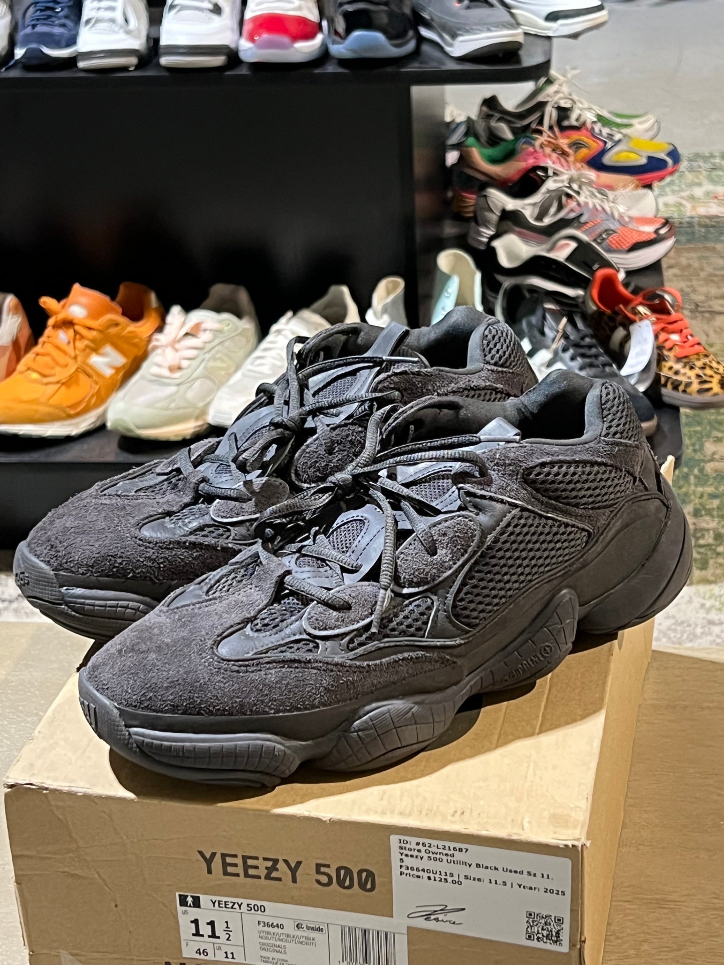 Yeezy 500 Utility Black Used Sz 11.5