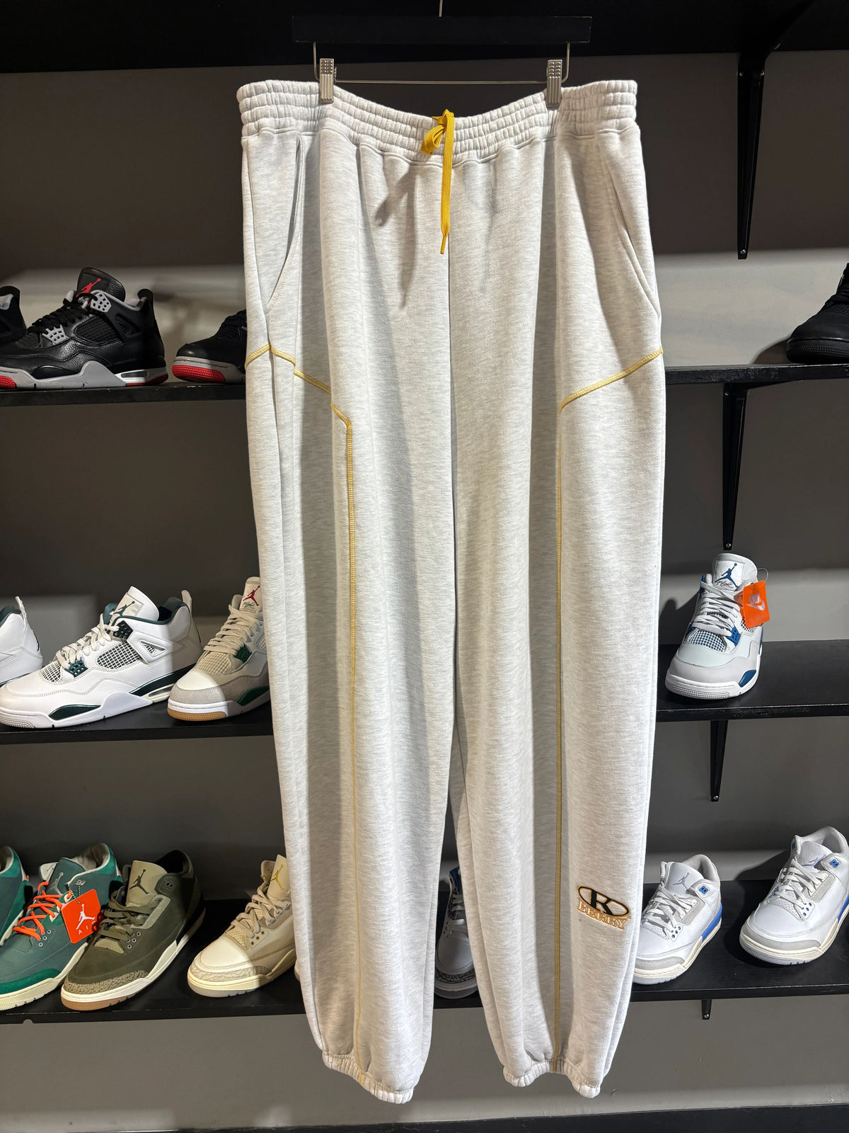Gv Gallery Berry Grey Sweats - Pre-Owned