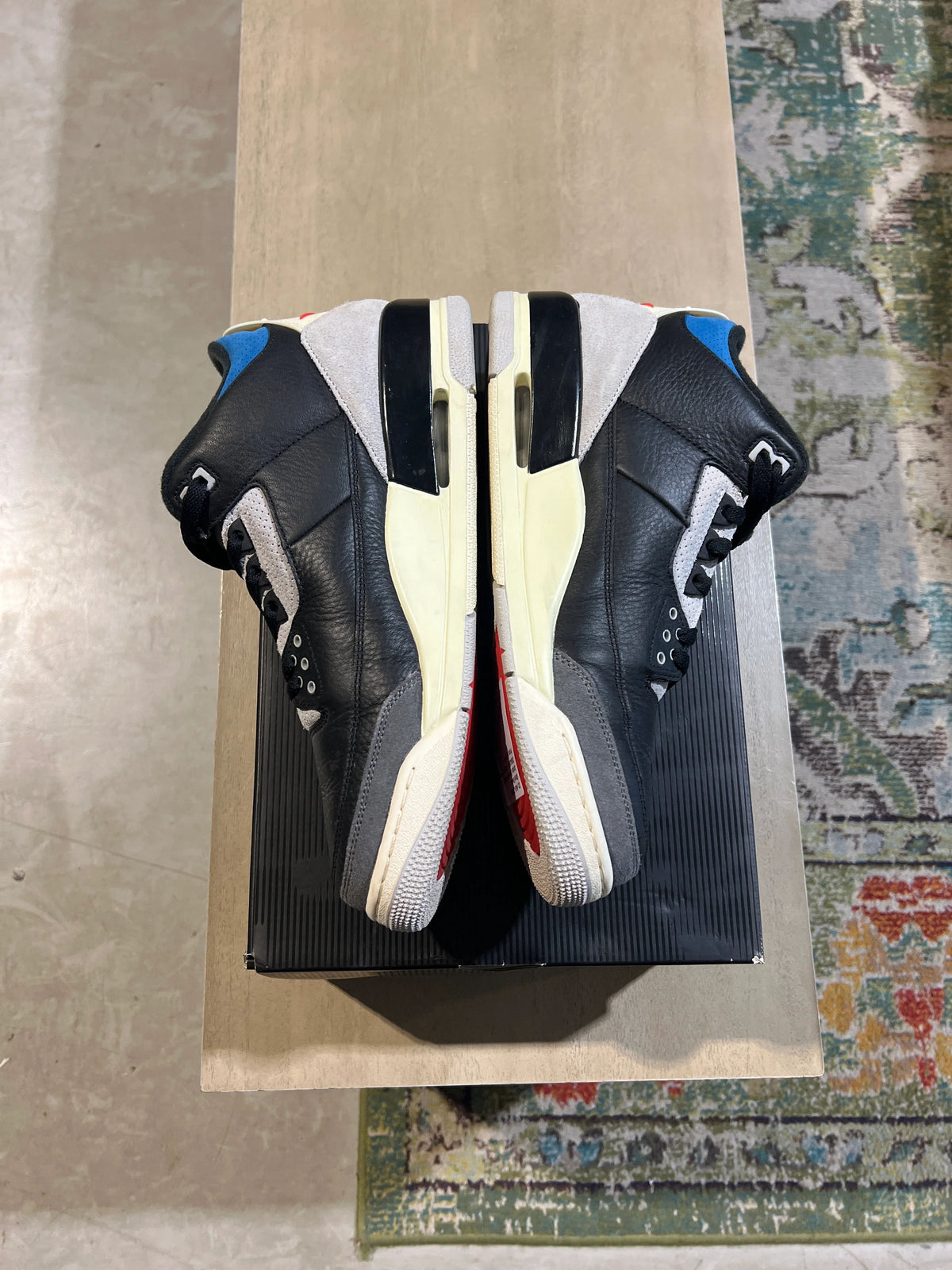 Jordan 3 Retro OG Rare Air - Pre-Owned