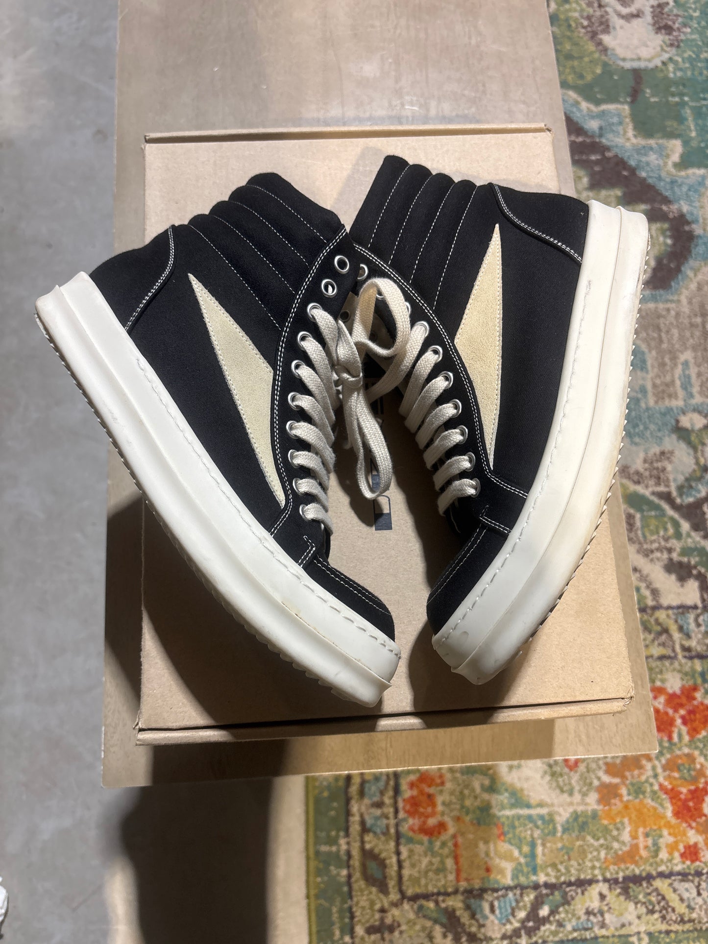 Blk Rick Vintage Sneaker High Sz 5.5 Used