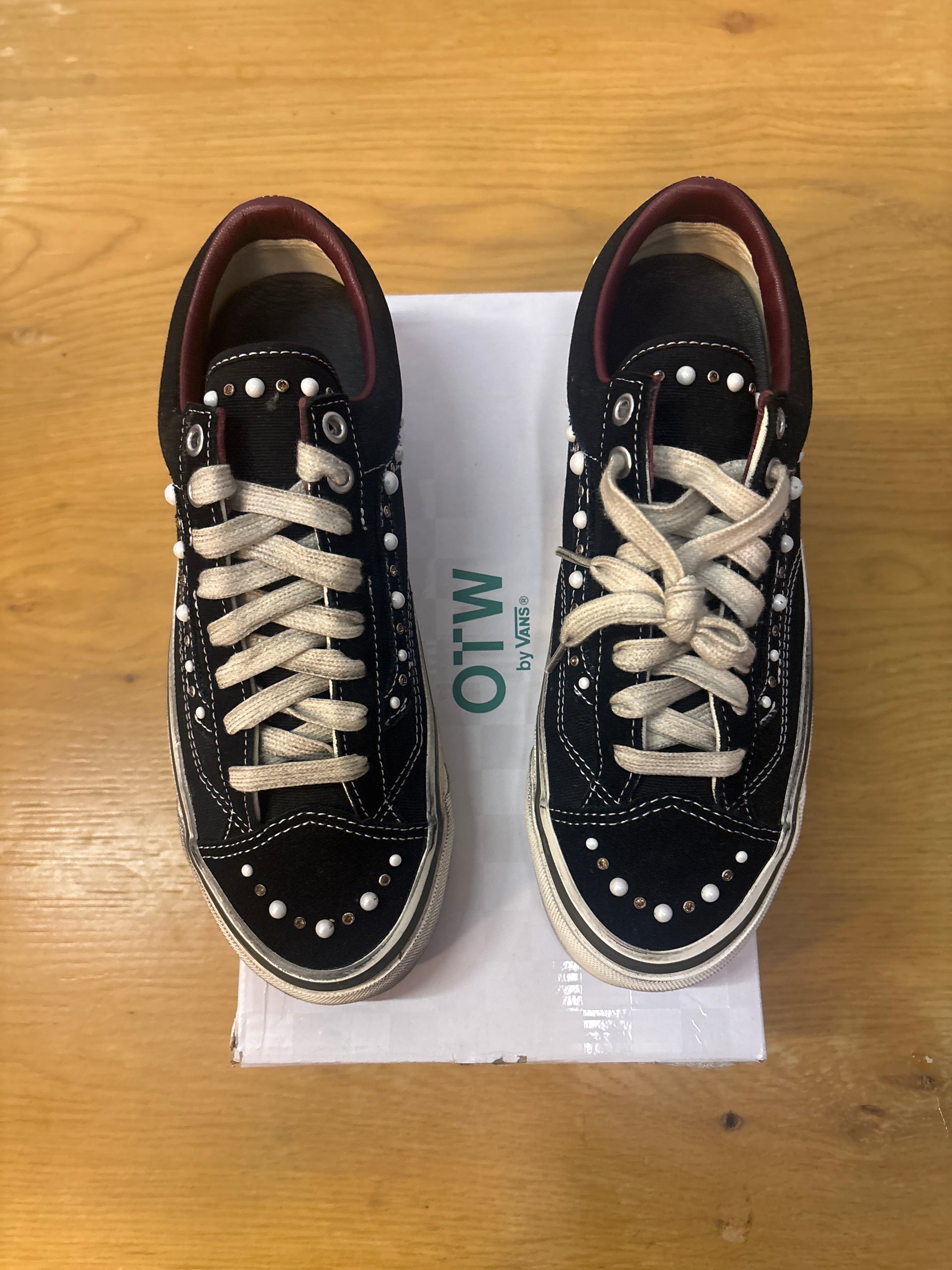 Otw vans black used size 8