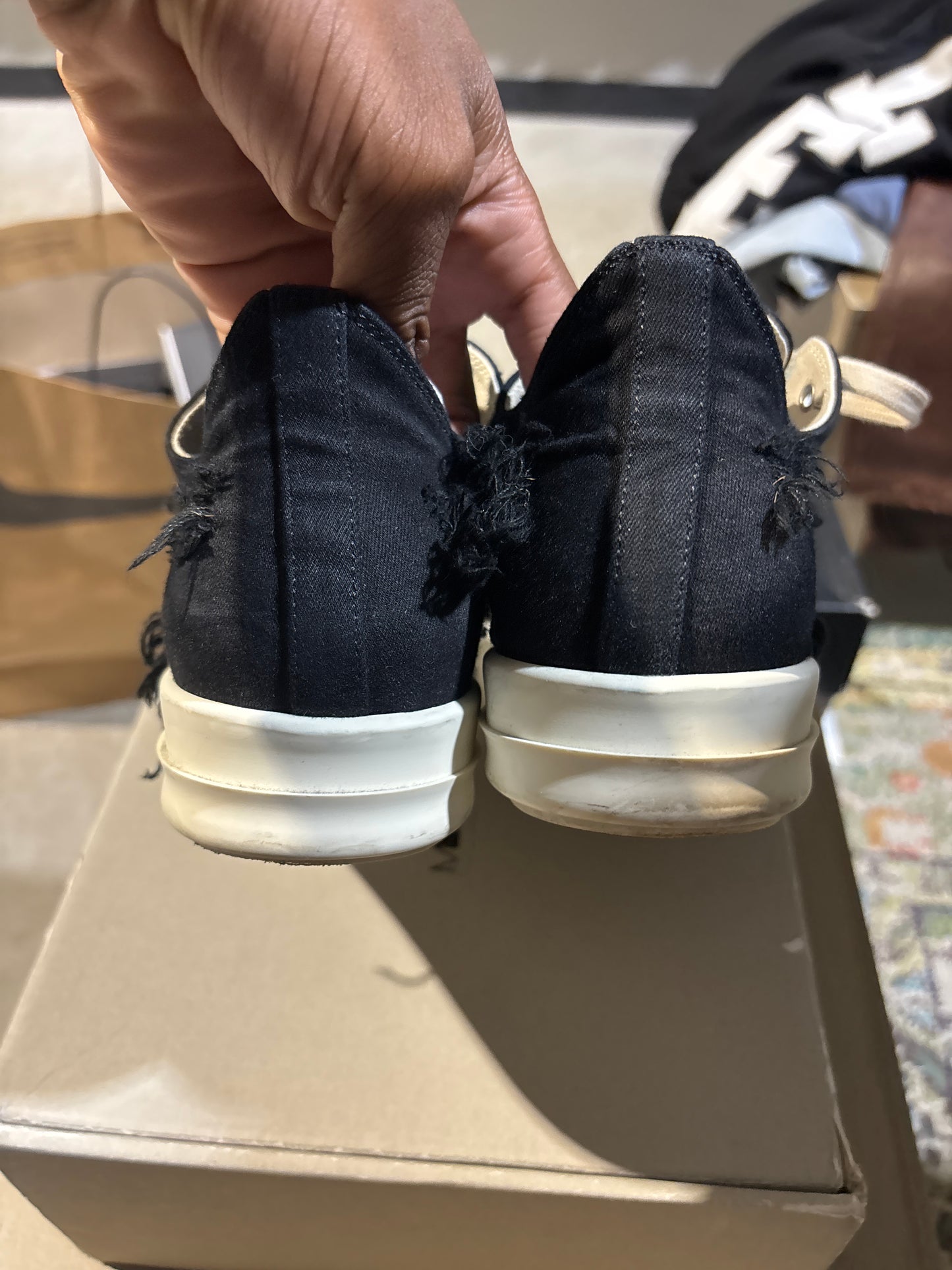 Rick Ramones Black Distressed Used Sz 5.5