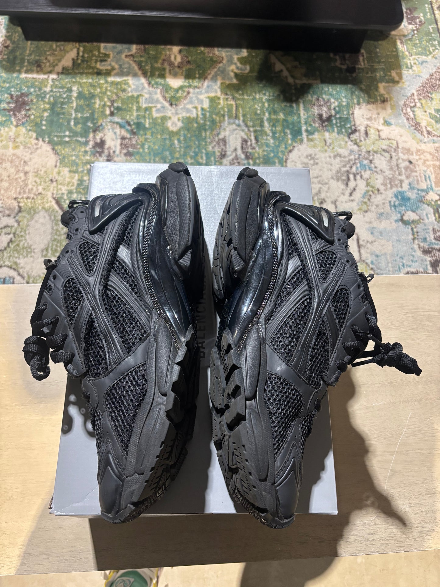 Balenciaga Runner Black/Black Used Sz 13