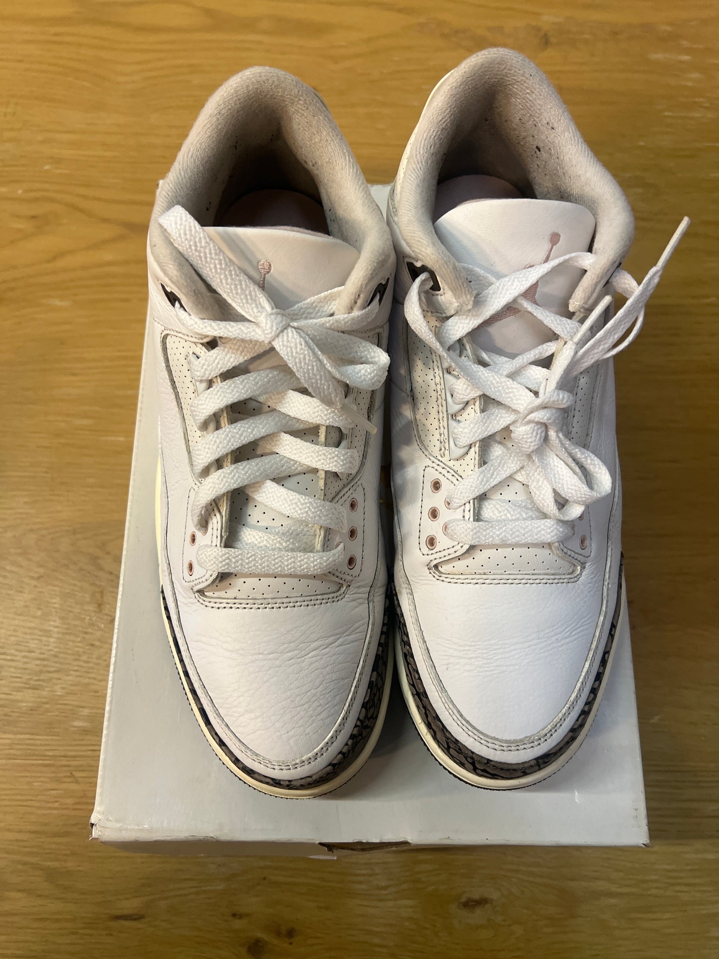 WMNS AIR JORDAN 3 RETRO NEAPOLITAN USED SIZE W11