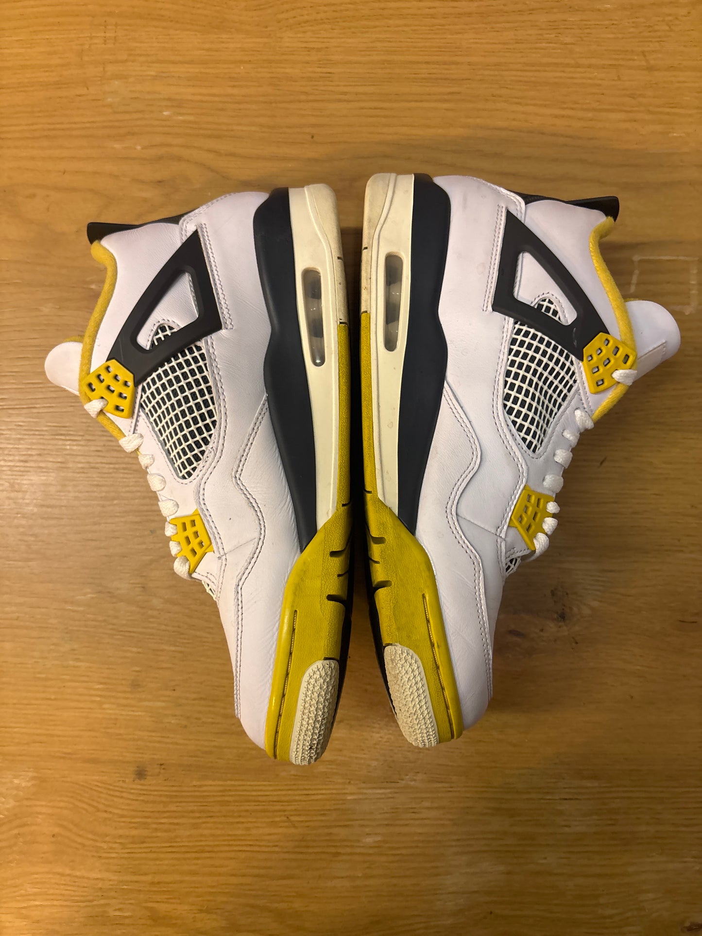 Jordan 4 Vivid Sulfur USED SZ 12W NB