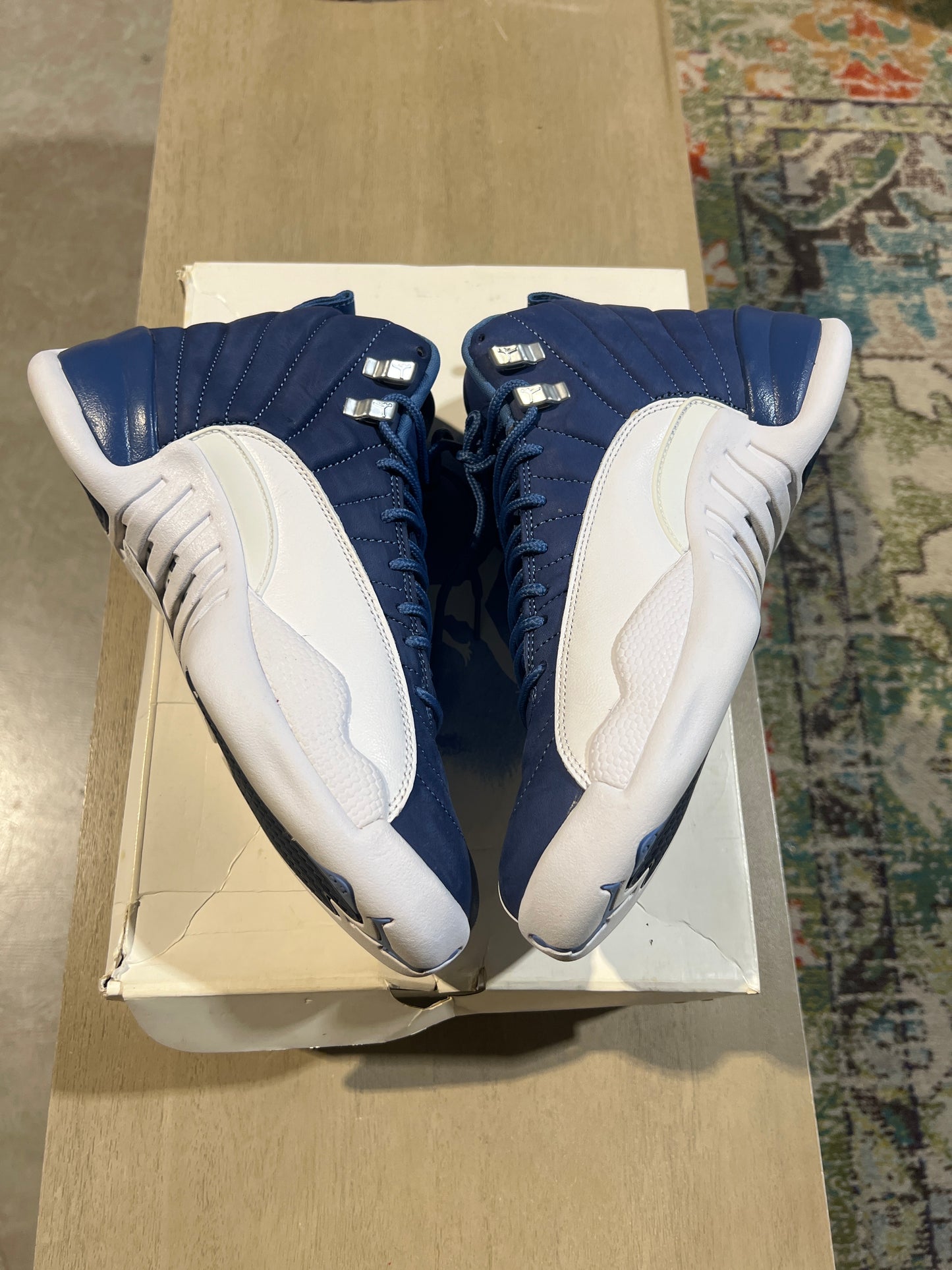 AIR JORDAN 12 RETRO OBSIDIAN Used Sz 9
