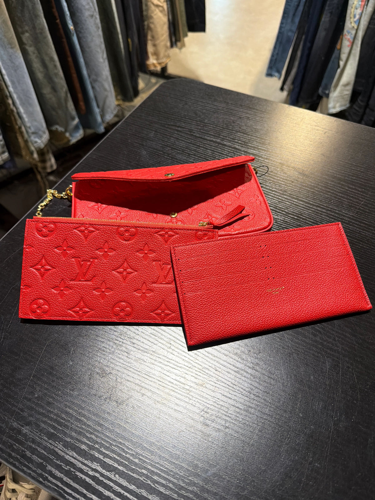 Louis Vuitton Pochette Felicie Bag Red - Pre-Owned