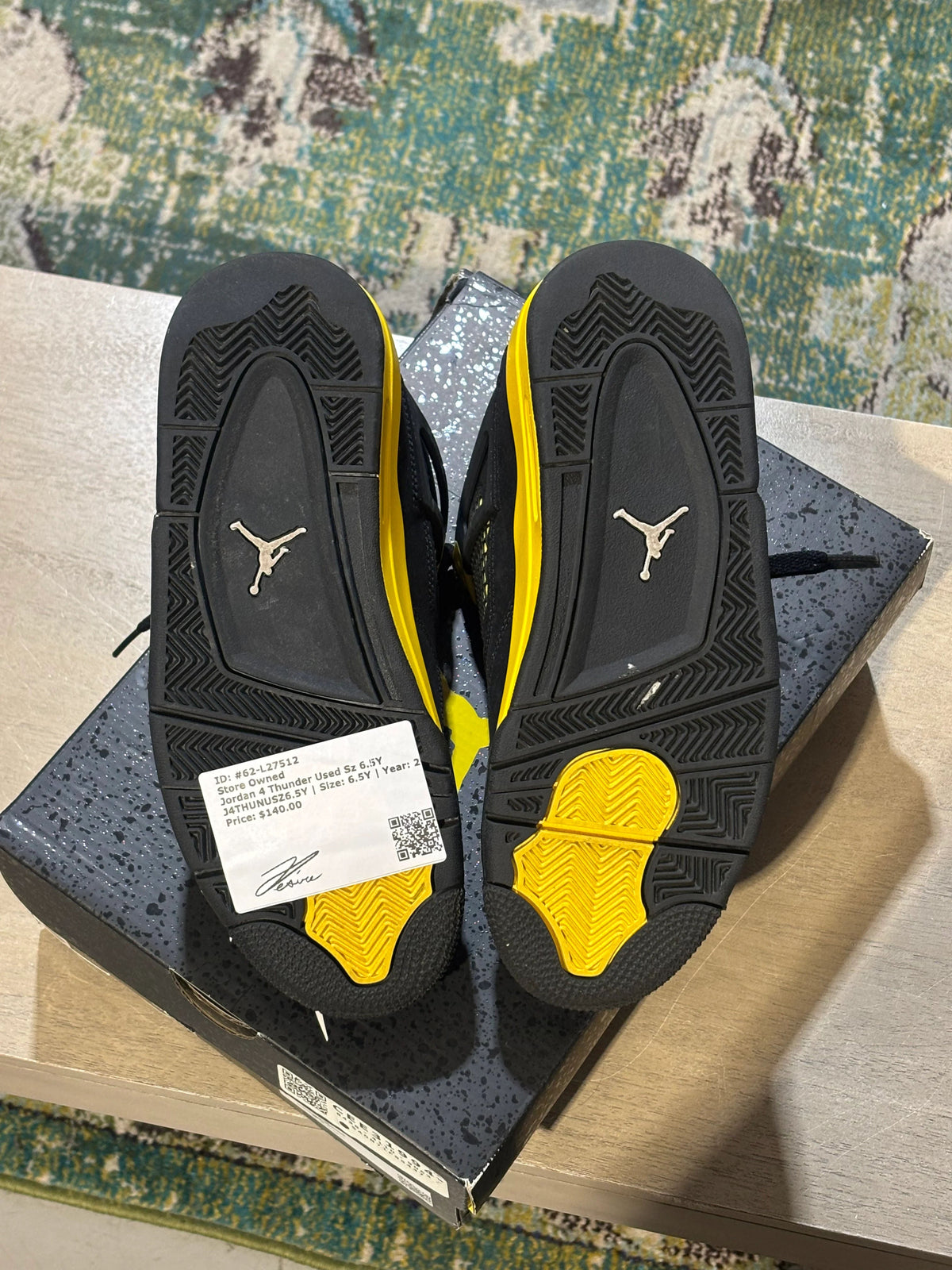 Jordan 4 Retro Thunder (2023) (GS) - Pre-Owned