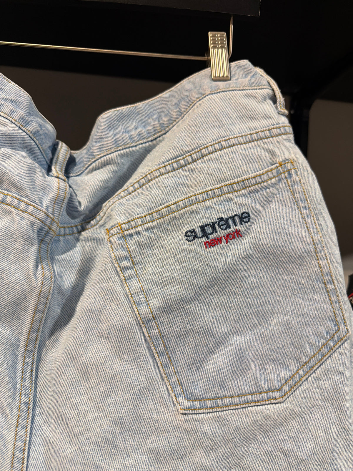 Supreme Baggy Light Wash Denim Sz 38 - Pre-Owned