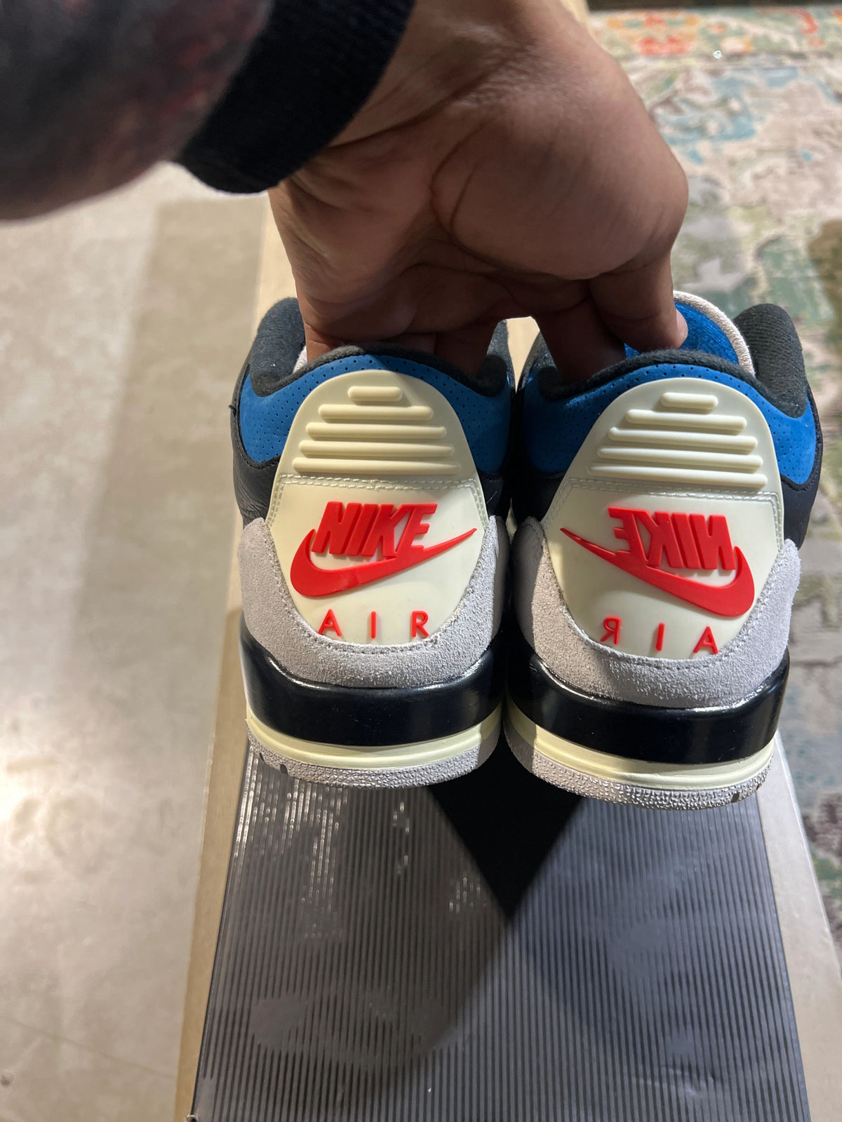 Jordan 3 Retro OG Rare Air - Pre-Owned