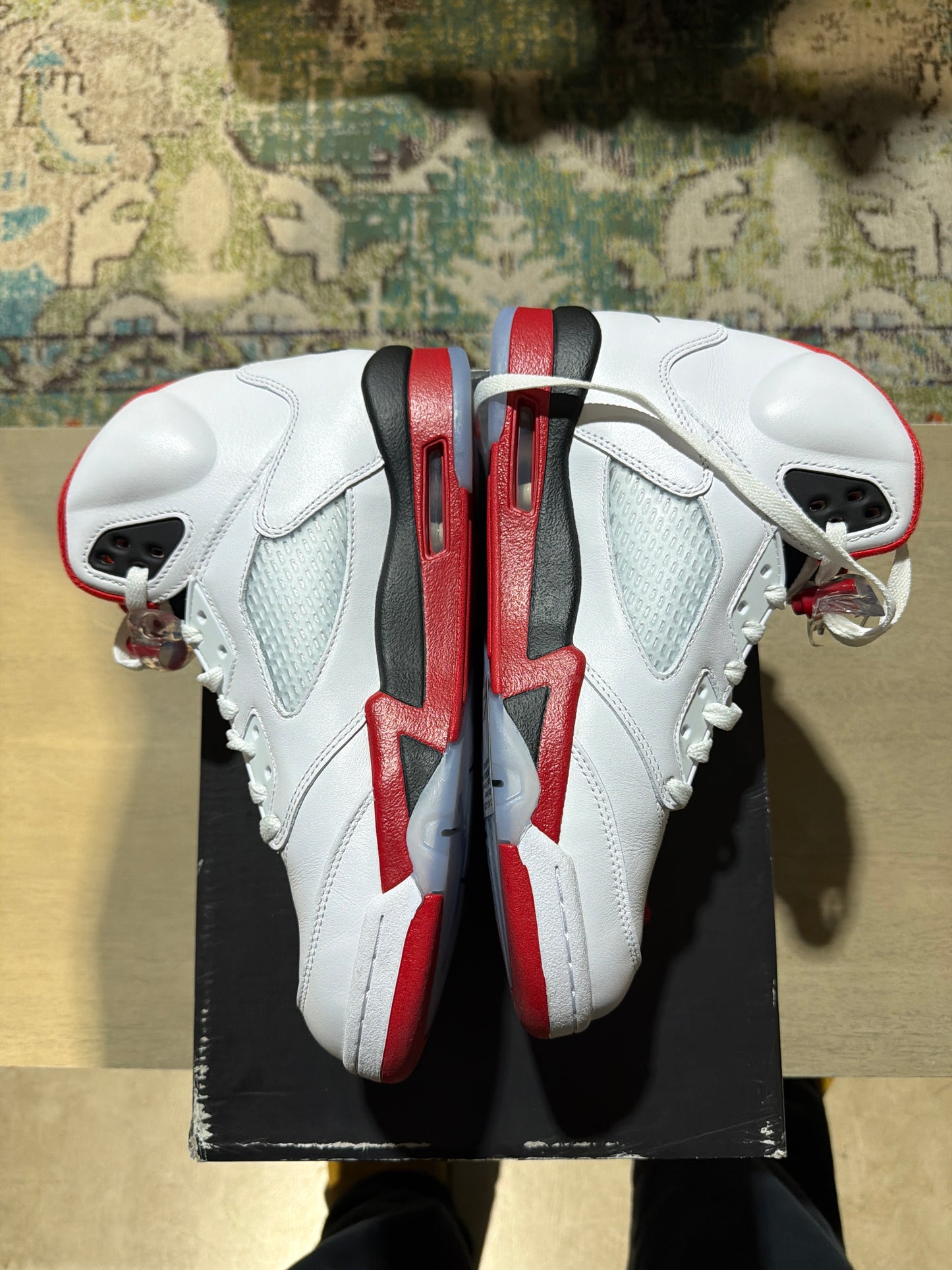 Jordan 5 Fire red 2025 Used sz 8.5