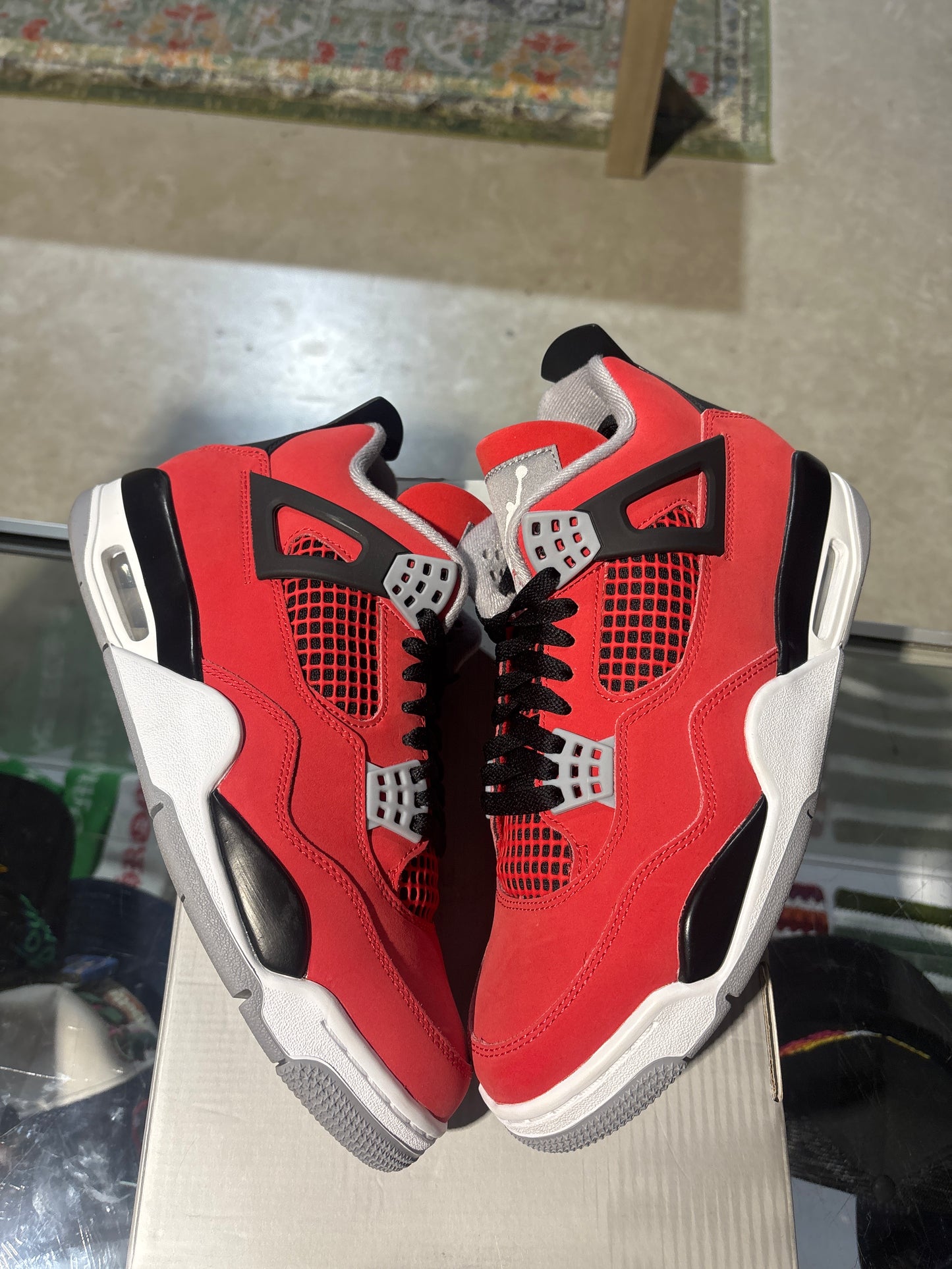 Jordan 4 Toro 2026 Used Sz 9