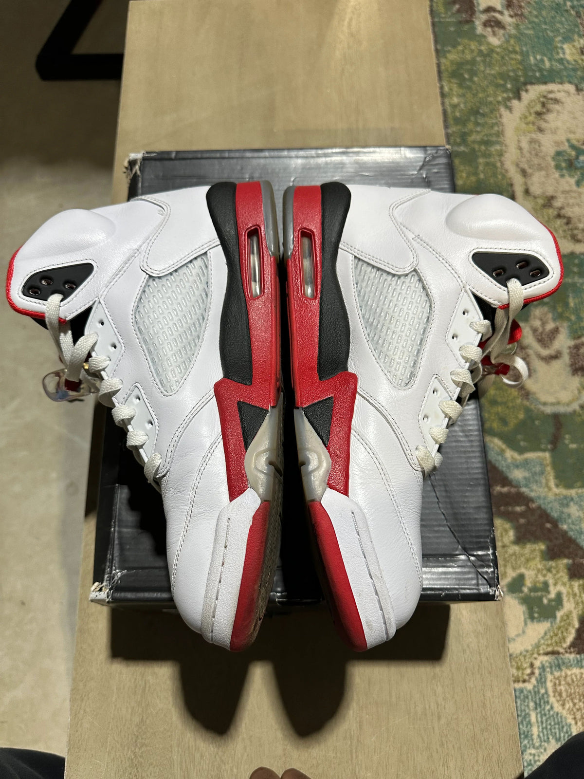 Jordan 5 Retro Fire Red Black Tongue (2025) - Pre-Owned