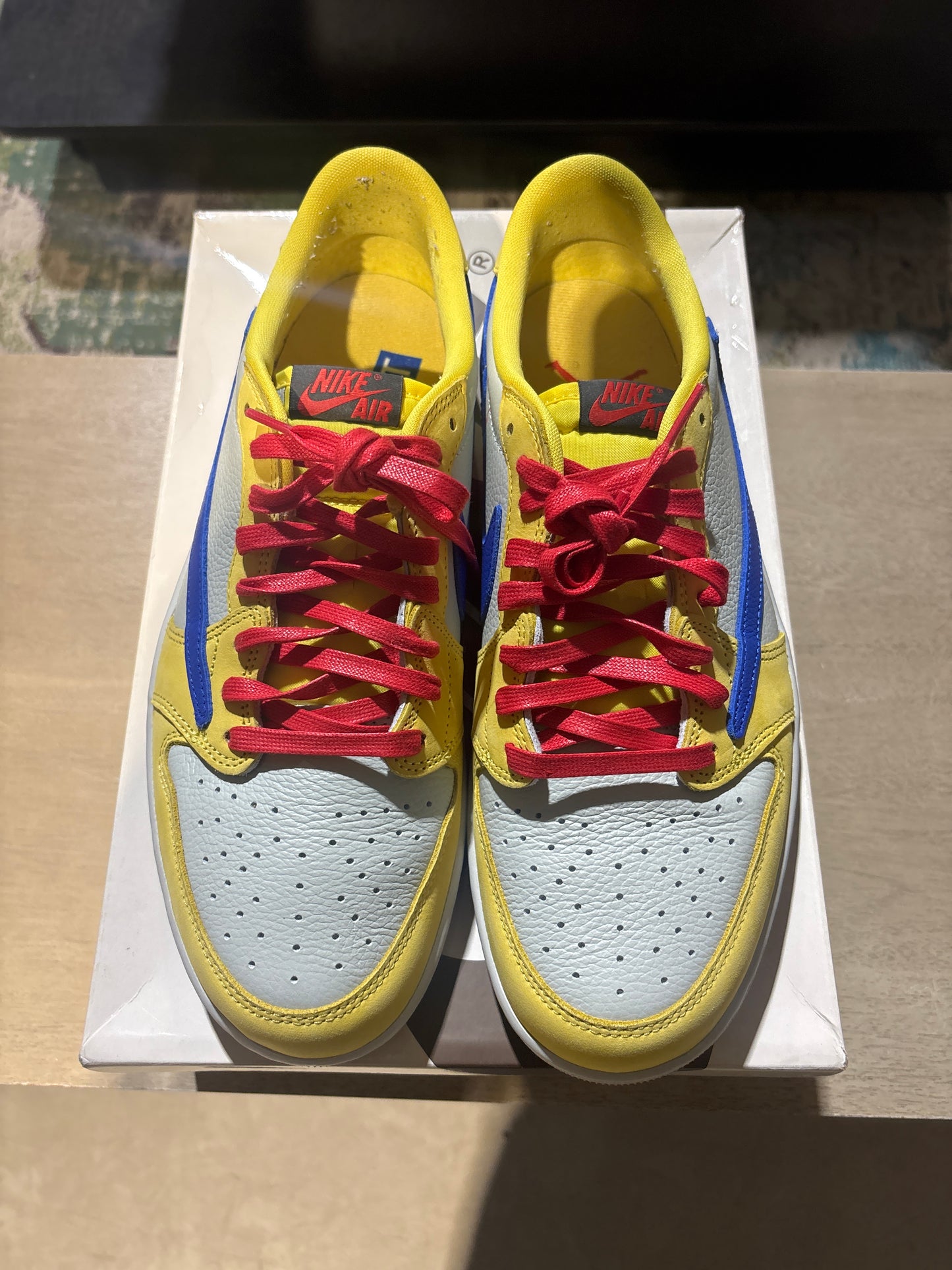 Jordan 1 Retro Low OG Travis Scott Canary (Womens) used 11.5