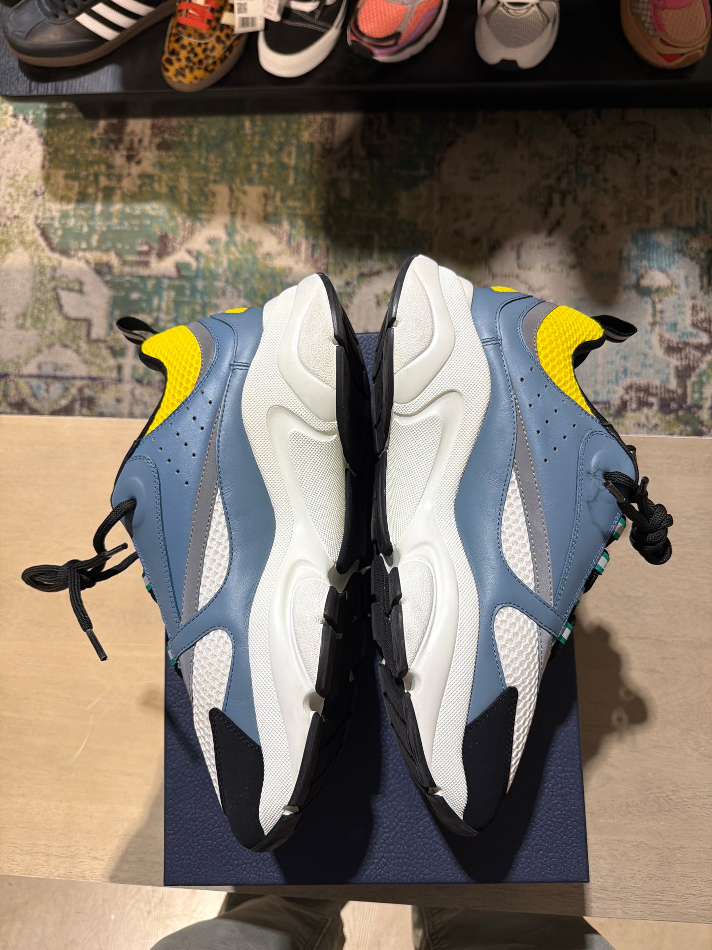Dior b22 yellow/blue used sz 11