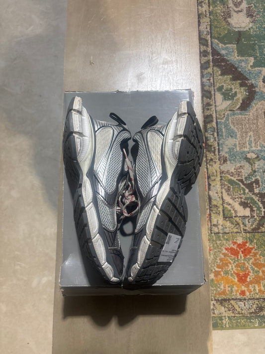 Balenciaga 3XL Grey/White Used Sz 11