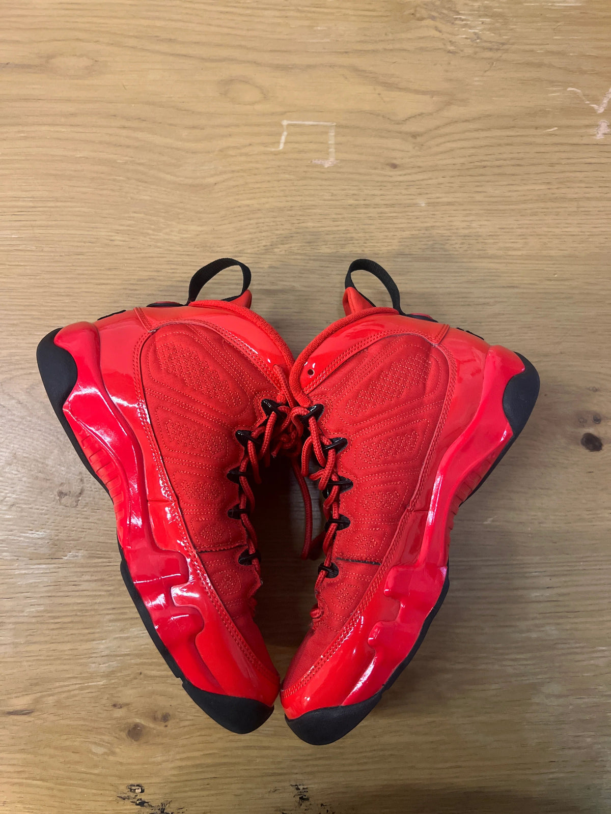 Jordan 9 Retro Chile Red - Pre-Owned
