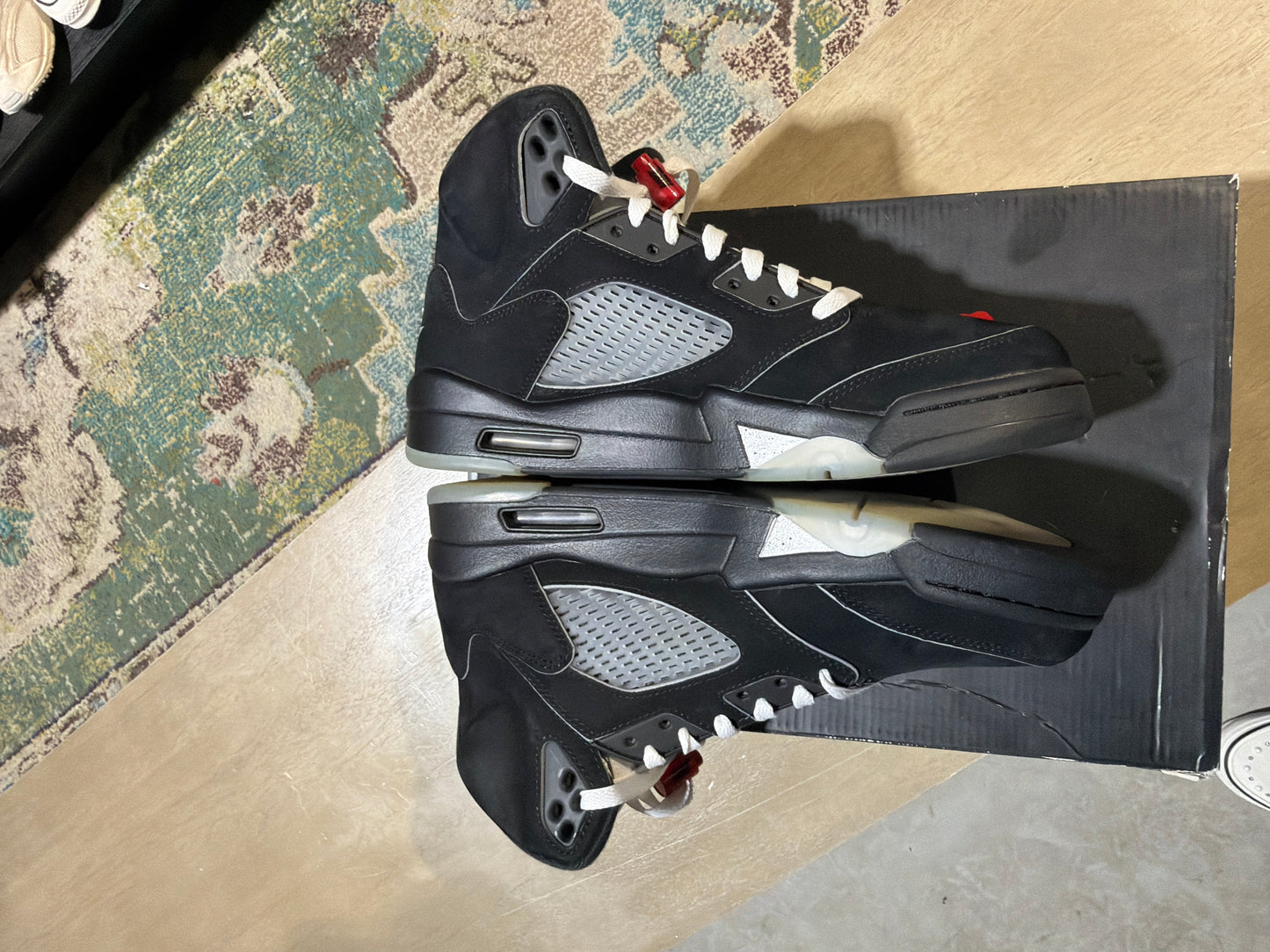 Jordan 5 metallic 2025 Used Sz 9.5