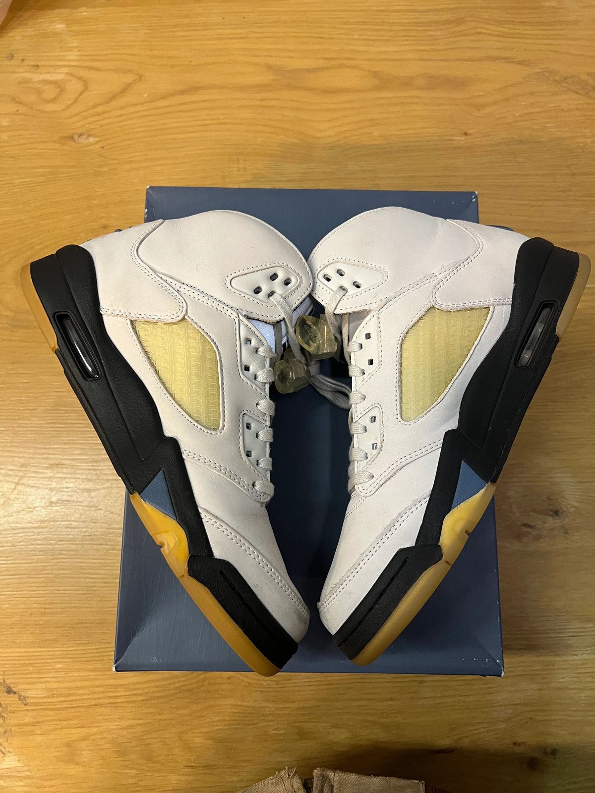 Jordan 5 Retro A Ma Maniére Dawn (Women's) - Pre-Owned