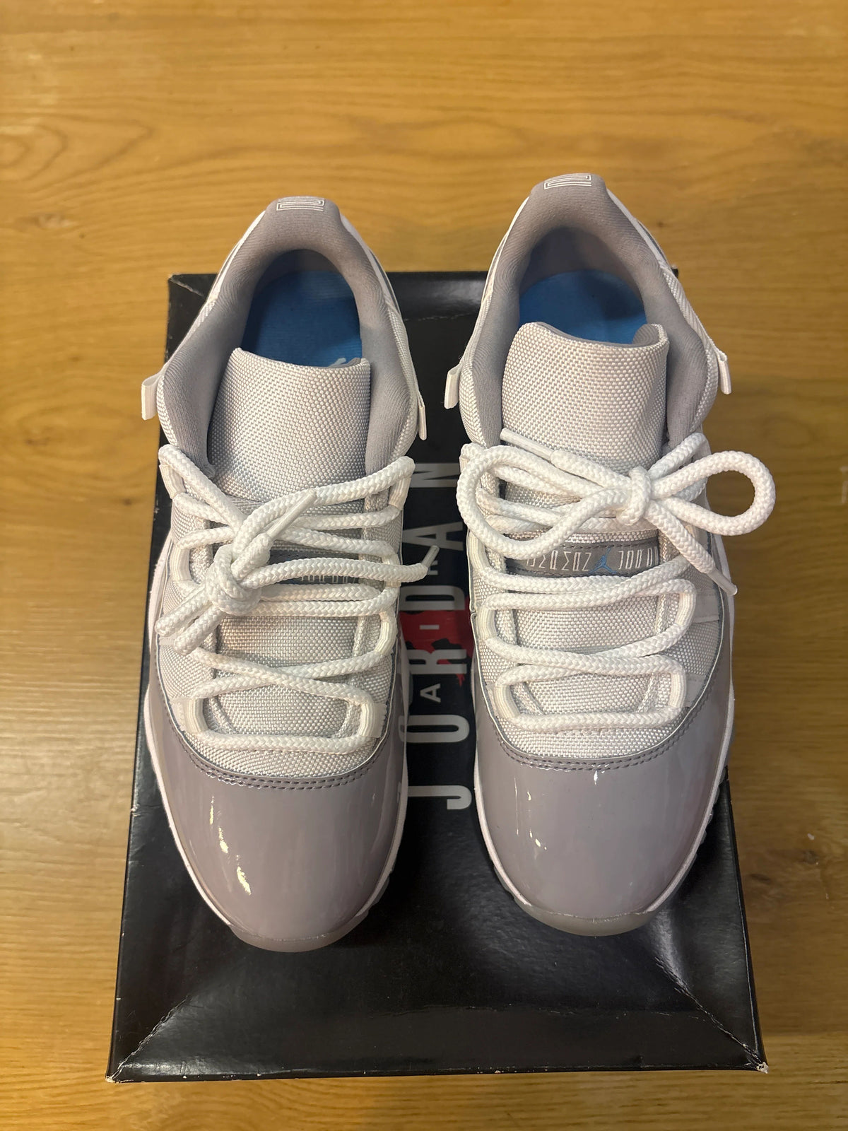 Jordan 11 Retro Low Cement Grey - Pre-Owned
