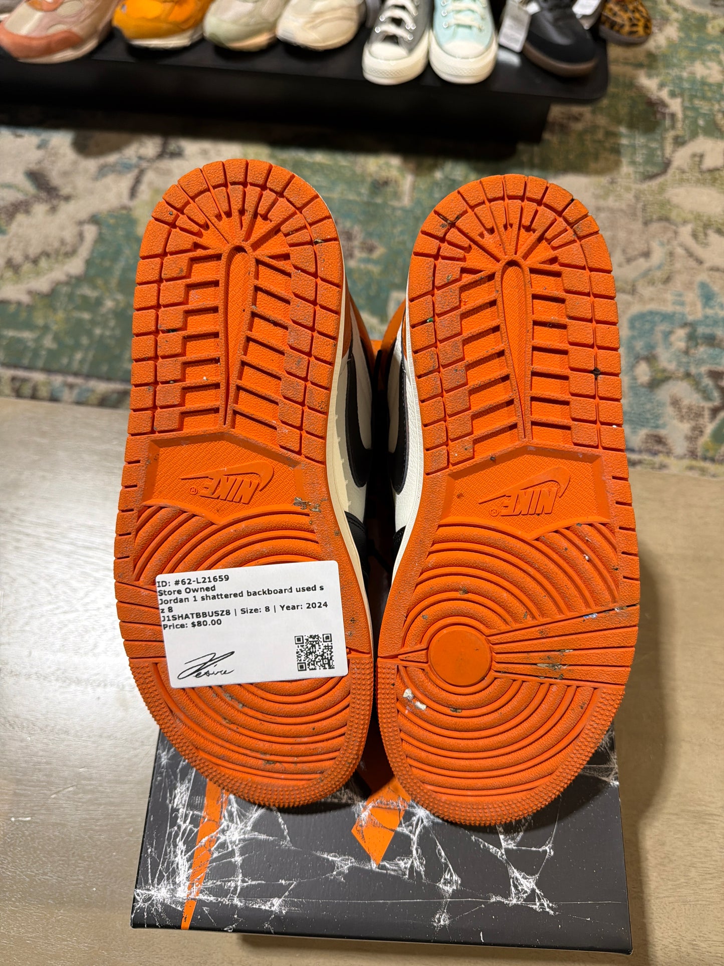 Jordan 1 shattered backboard used sz 8