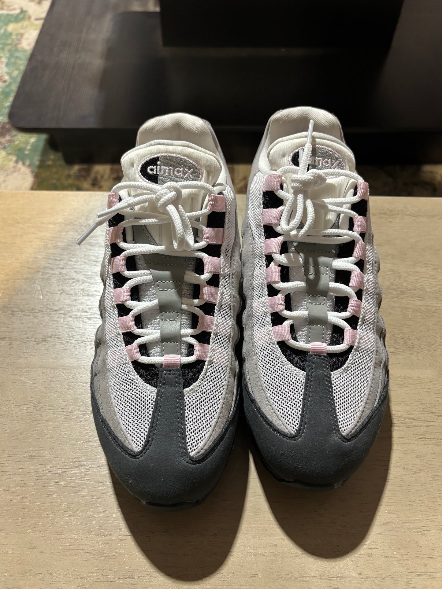 Airmax 95 Soft Pink Used Sz 10.5W NB