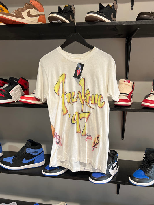 Vintage airbrush freaknic tee 97