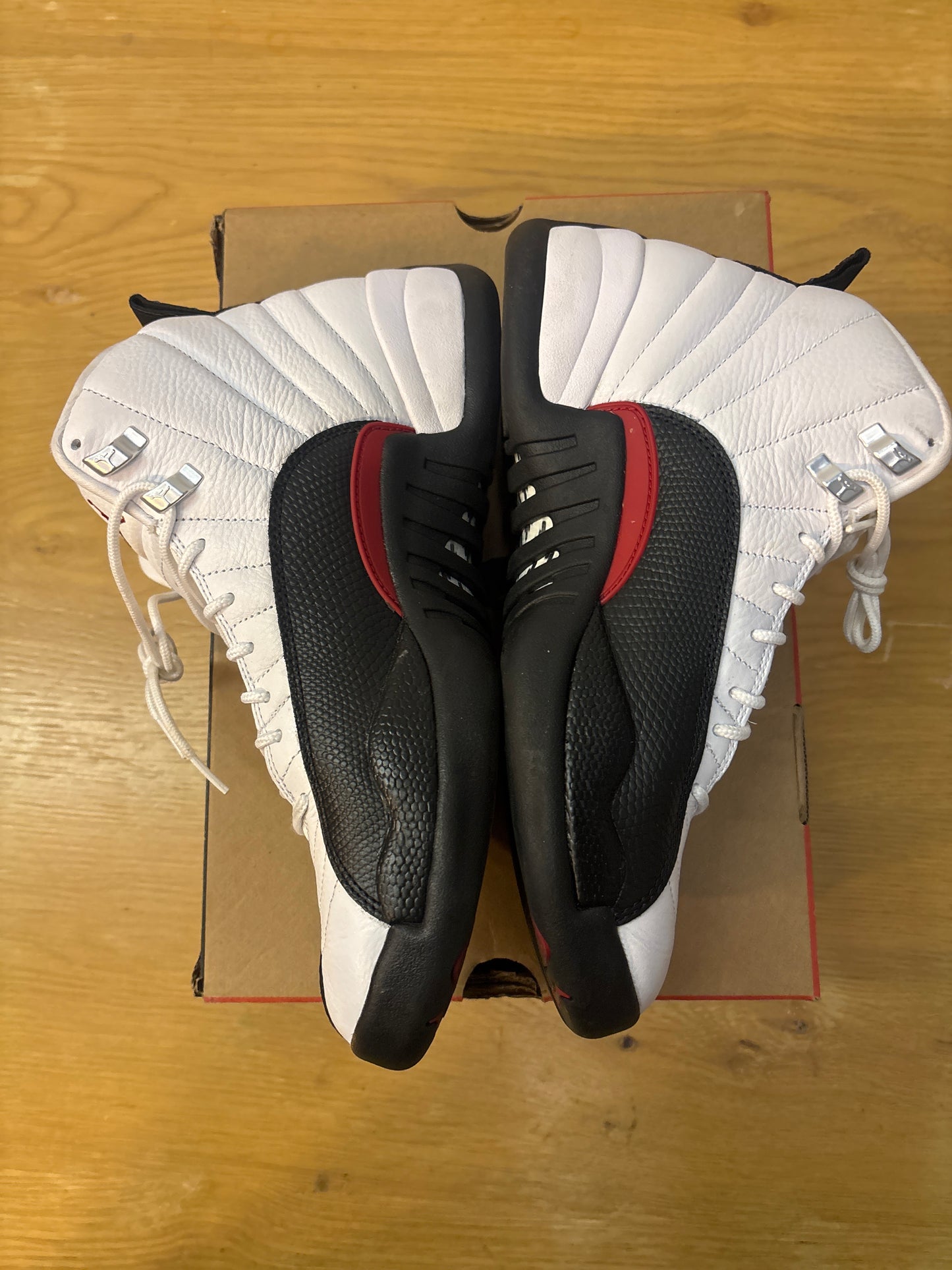 AIR JORDAN 12 RETRO TAXI FLIP Used Sz 10