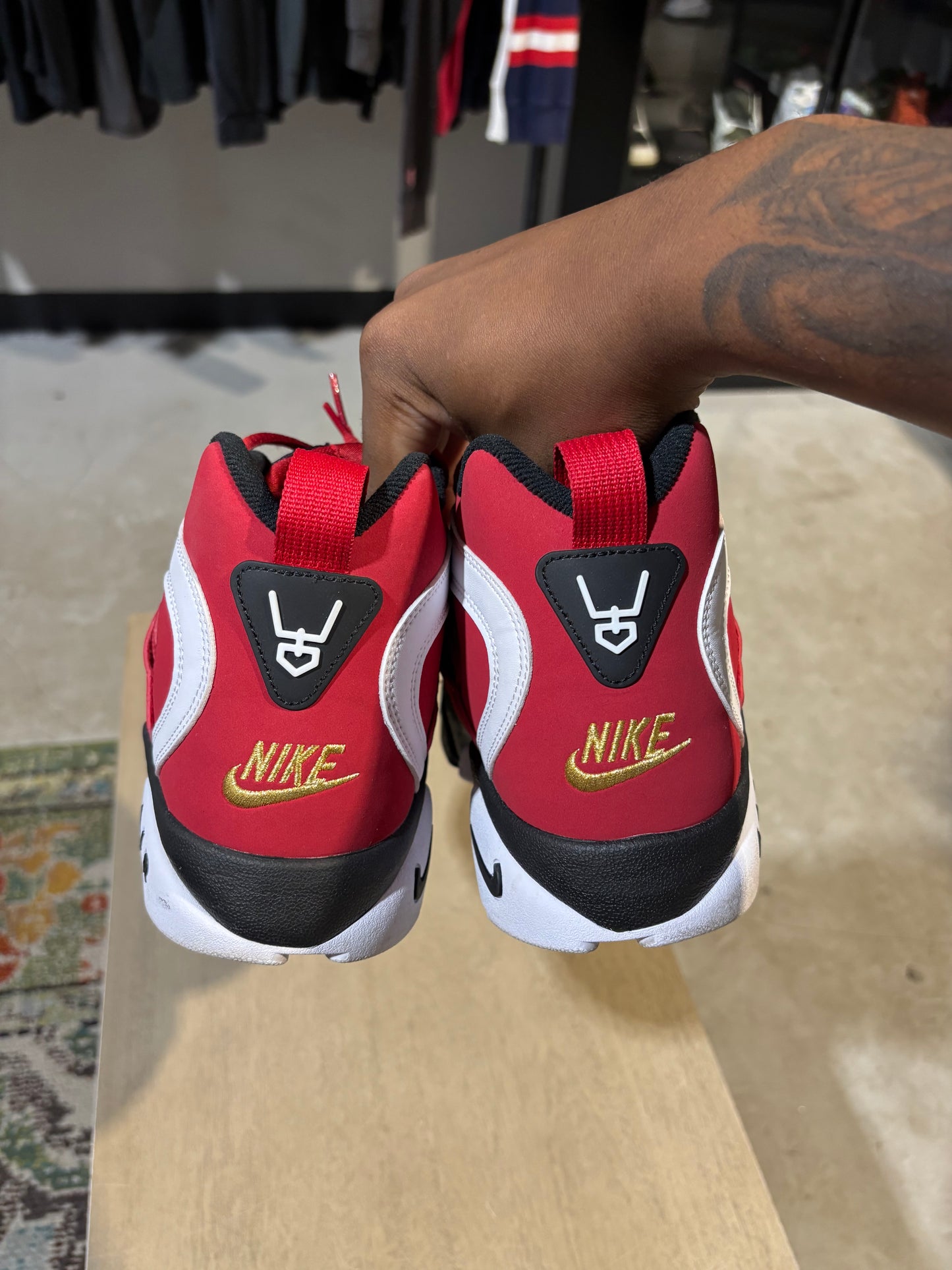 Nike Air Diamond Turf 2 Red Gold Used Sz 10.5 NB