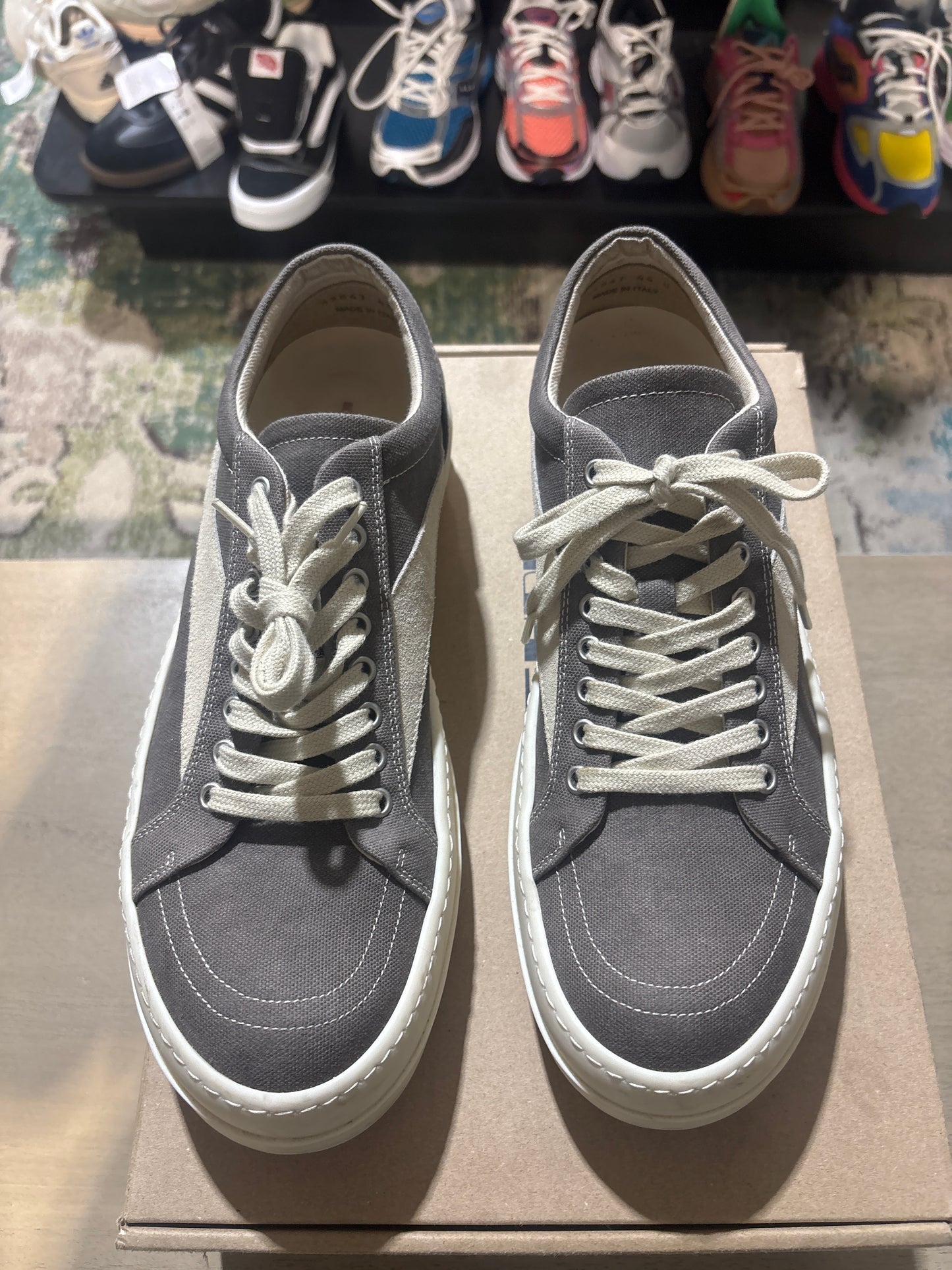 Rick owens vintage sneaker dust milk used sz 11