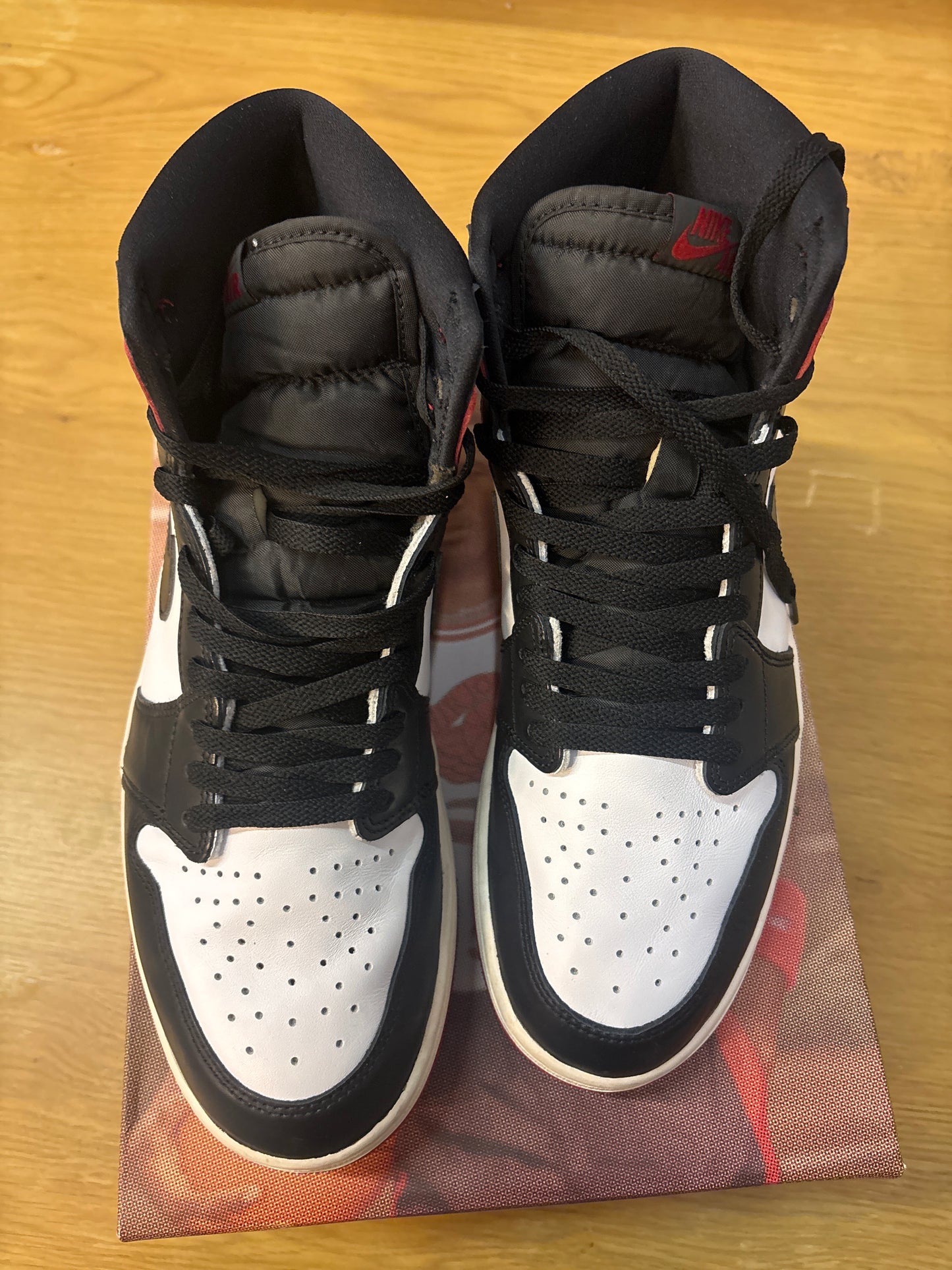 JORDAN 1 BLACK TOE USED SZ 12 (2)