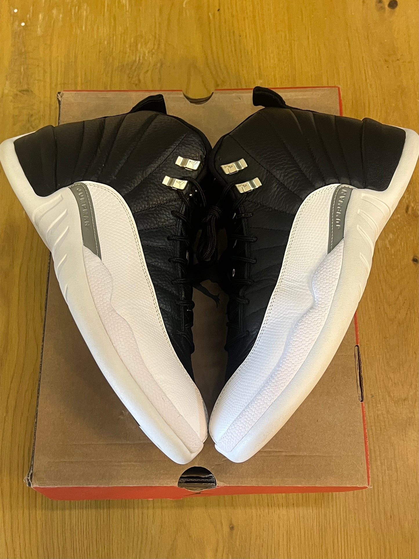AIR JORDAN 12 RETRO PLAYOFF Used Sz 12.5