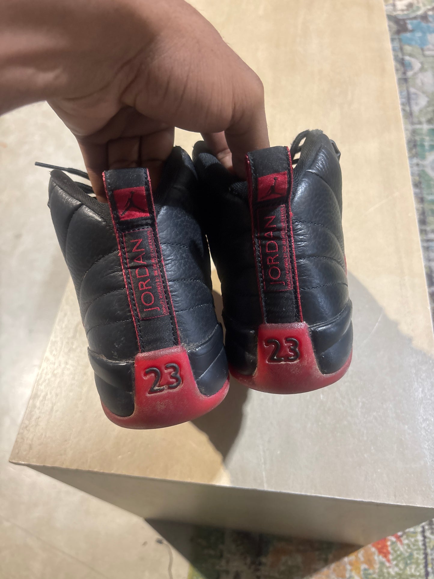 Jordan 12 Flu Game Used Sz 7Y NB