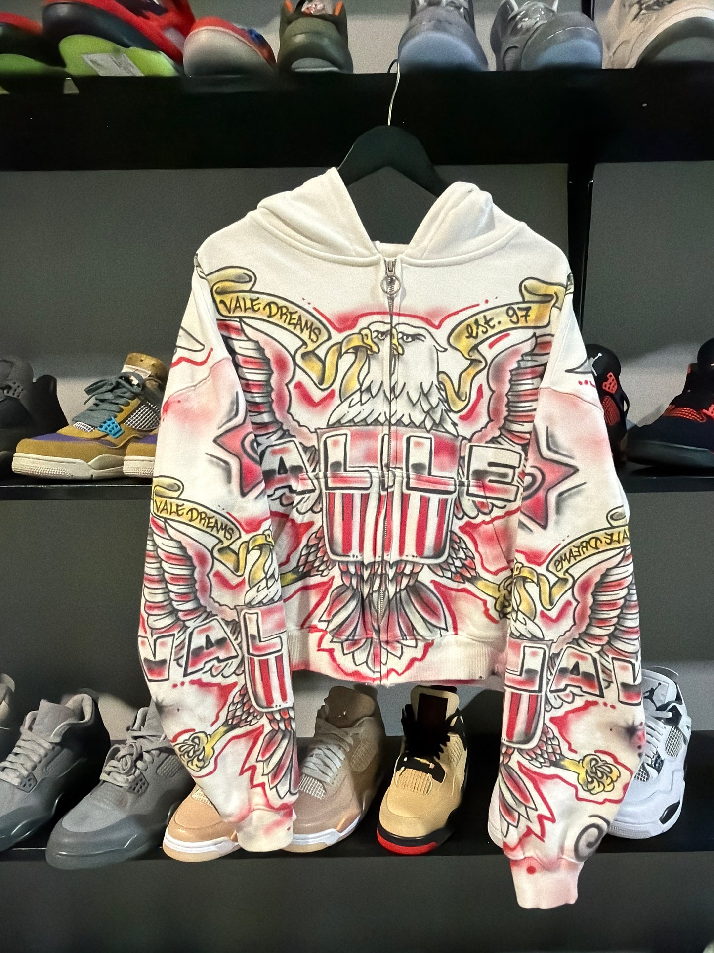 Vale Dipset Airbrush White Zipup Sz M