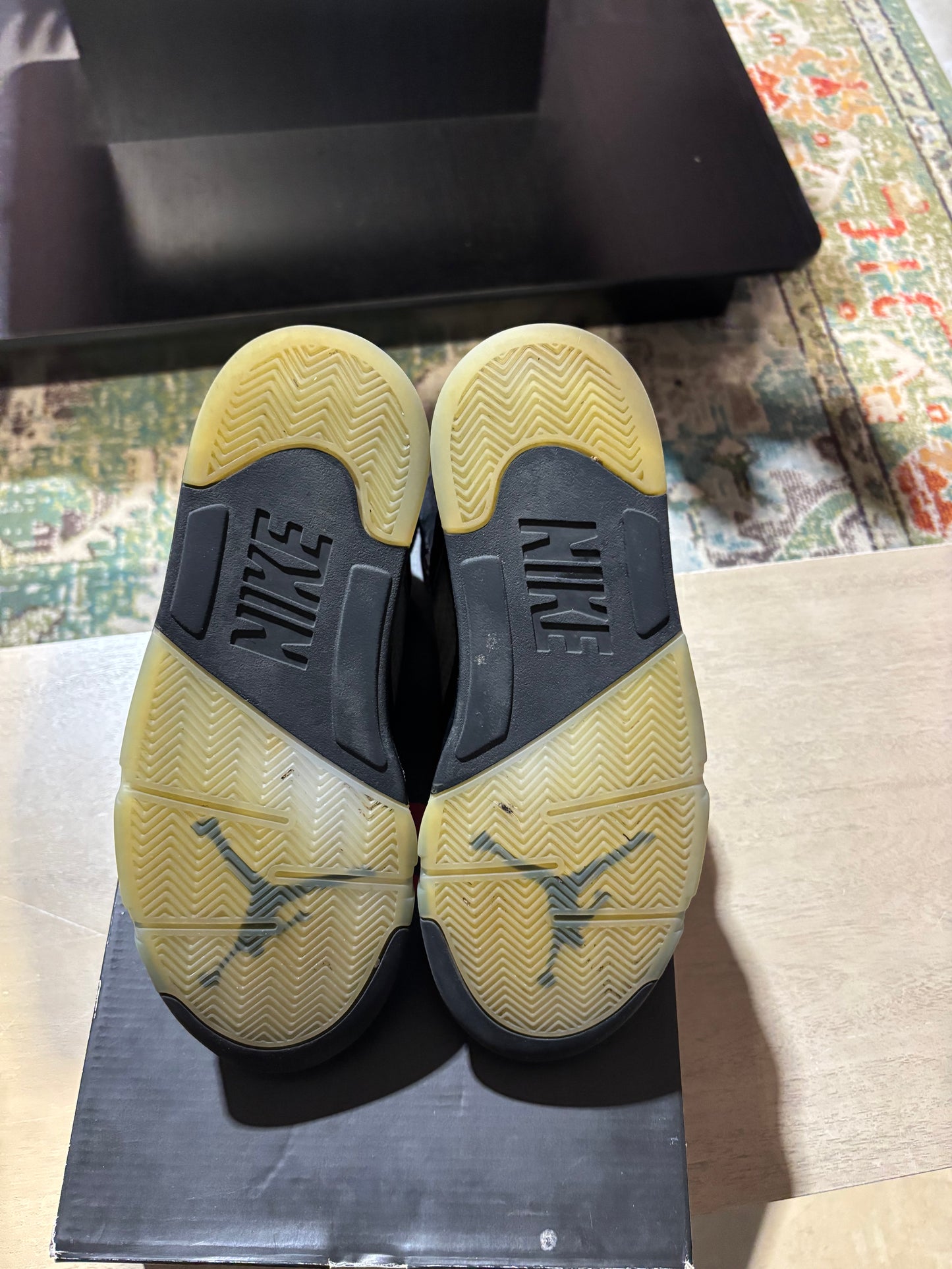 Jordan 5 Metallic Used Sz 9.5 (2)
