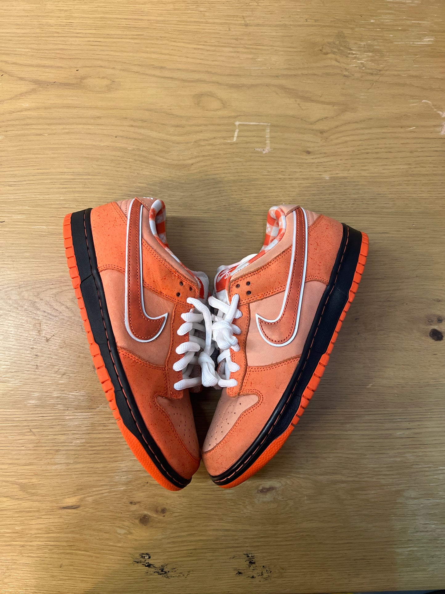 Nike Dunk SB orange lobster