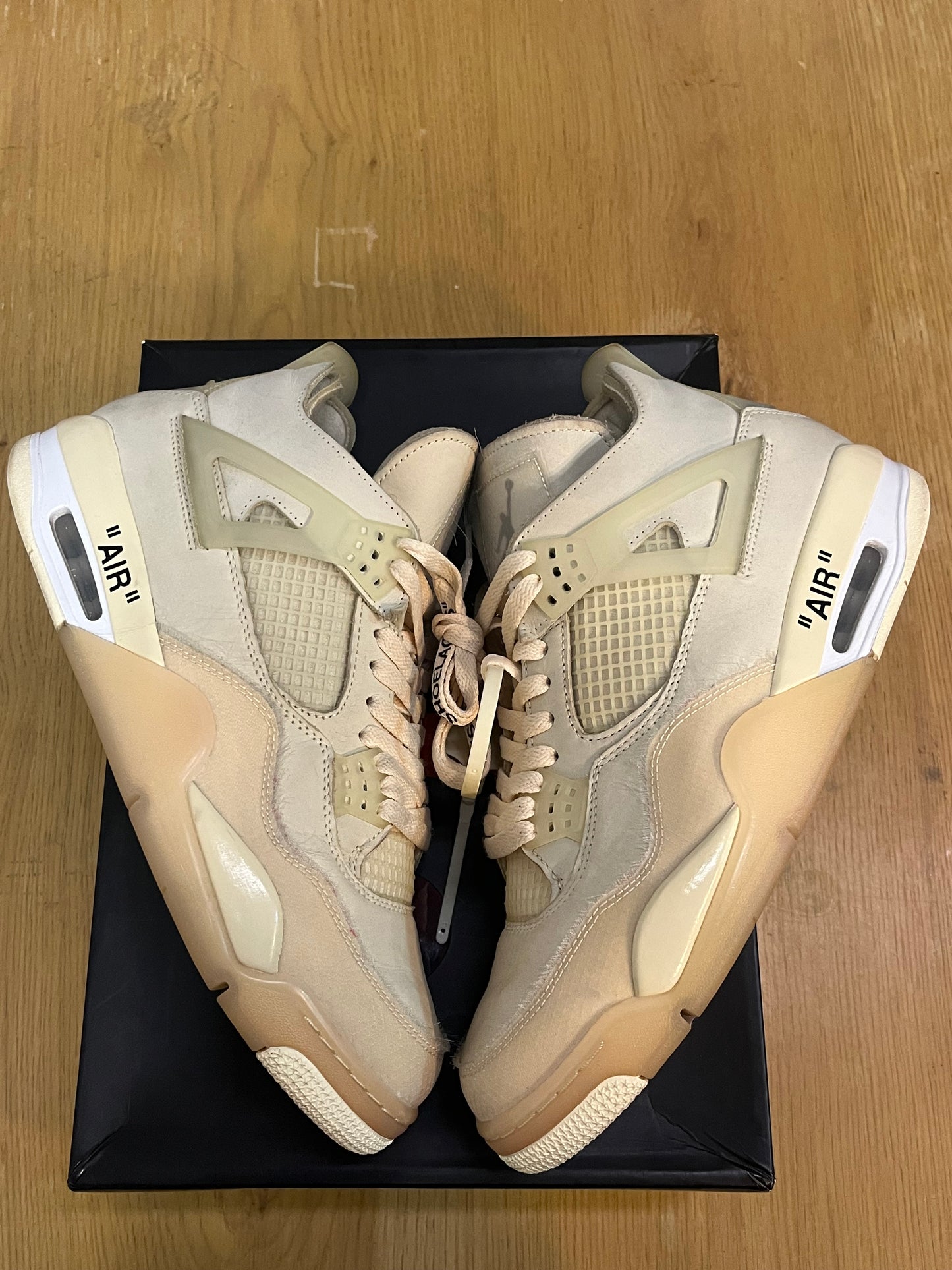 OFF-WHITE X WMNS AIR JORDAN 4 SP SAIL Used Sz w12