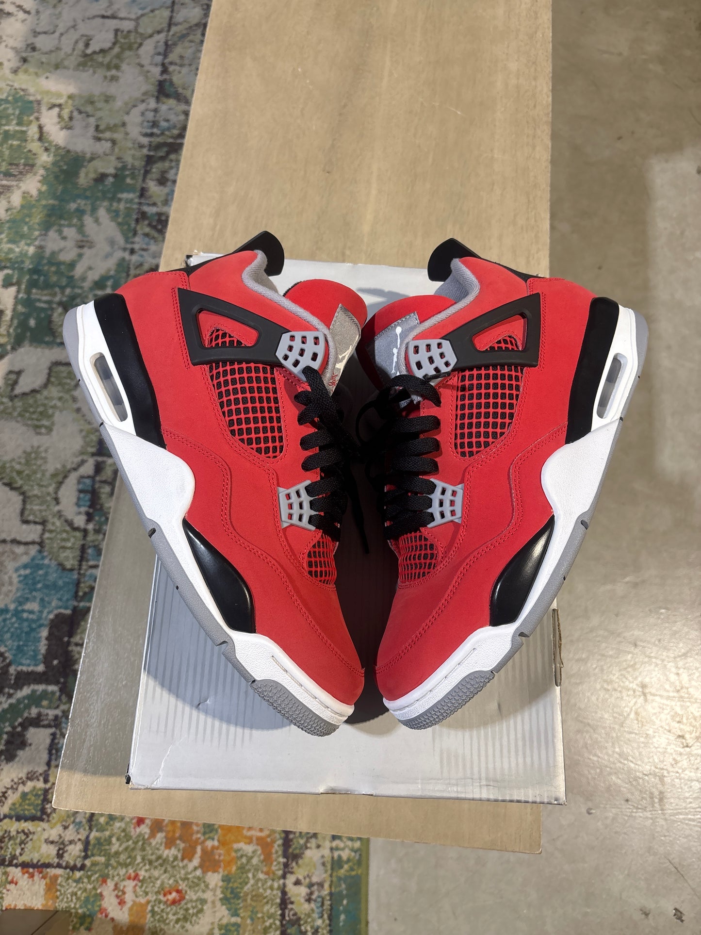Jordan 4 Toro Used Sz 11.5