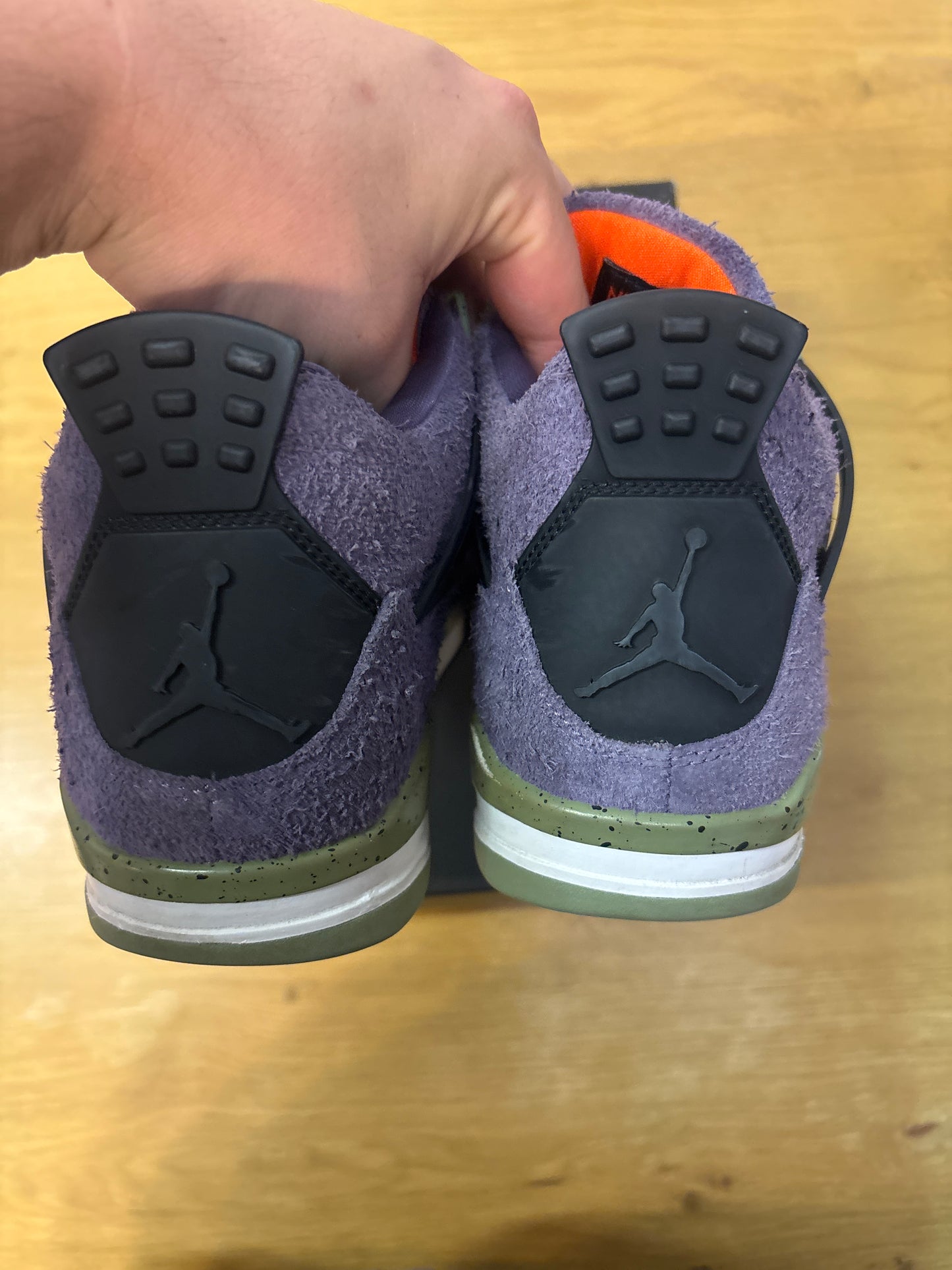 WMNS JORDAN 4 CANYON PURPLE Used Sz 10W