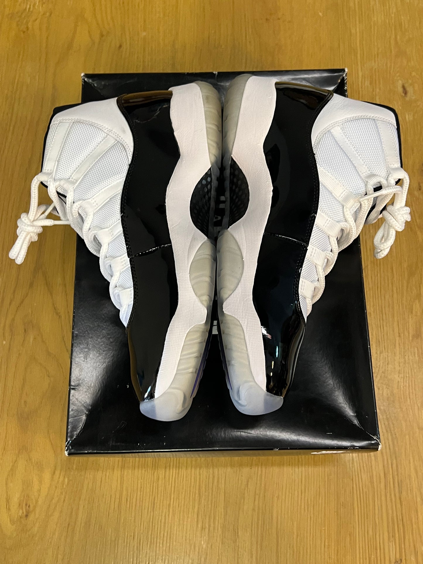 Jordan 11 Concord Used Sz 11.5