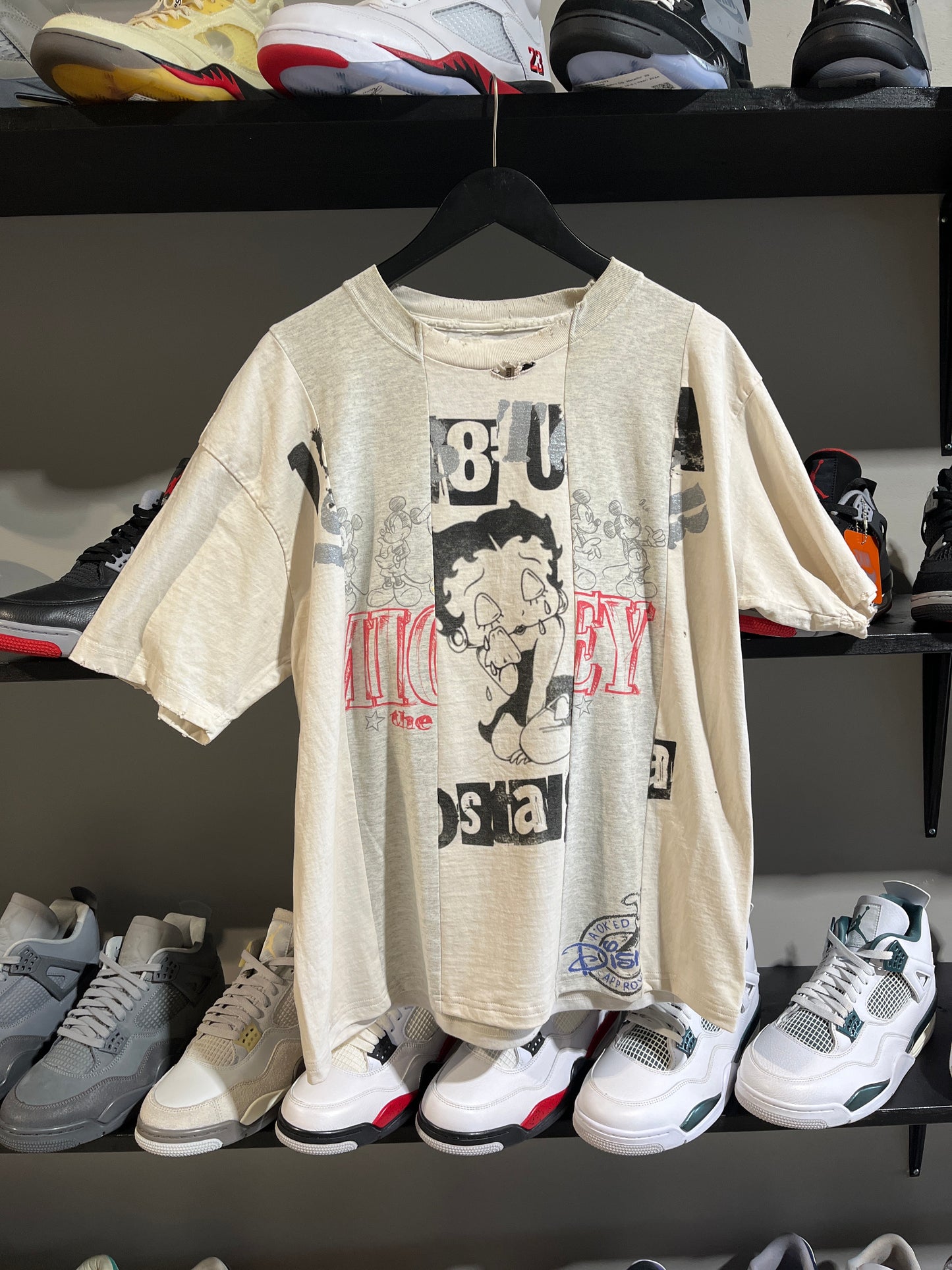 AEF REPAIR SERVICE WHITE TEE Micky